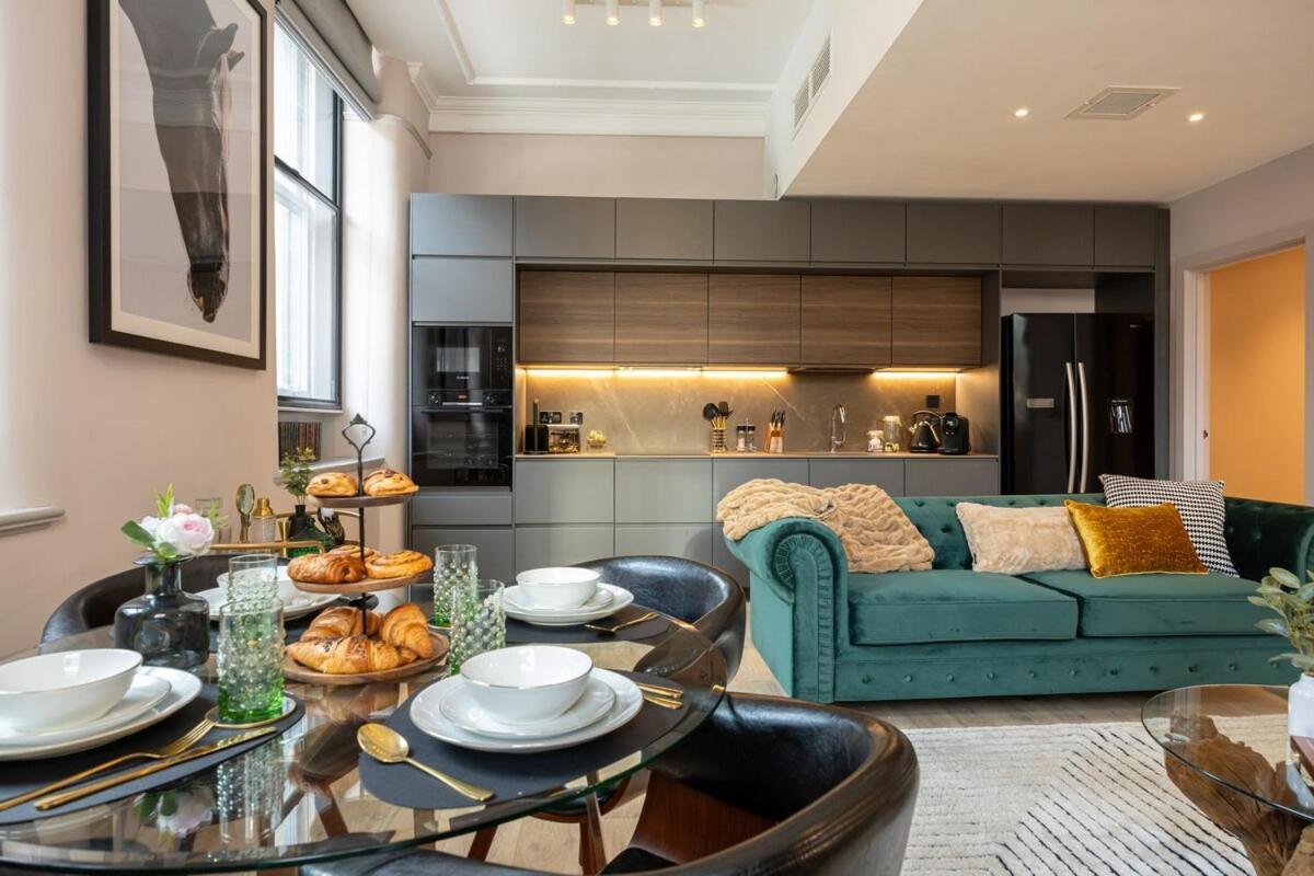 Charlotte House By Coqoon