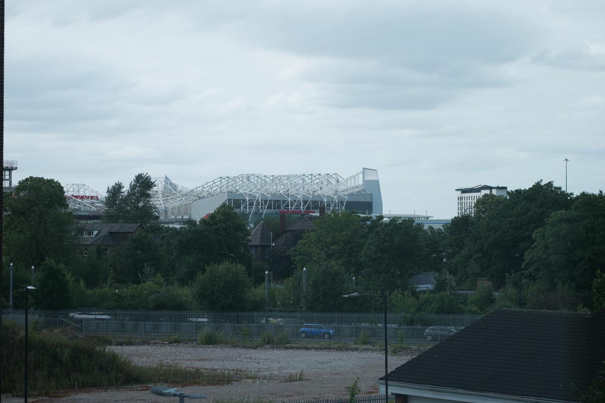 Comfortable 1br Penthouse In Old Trafford