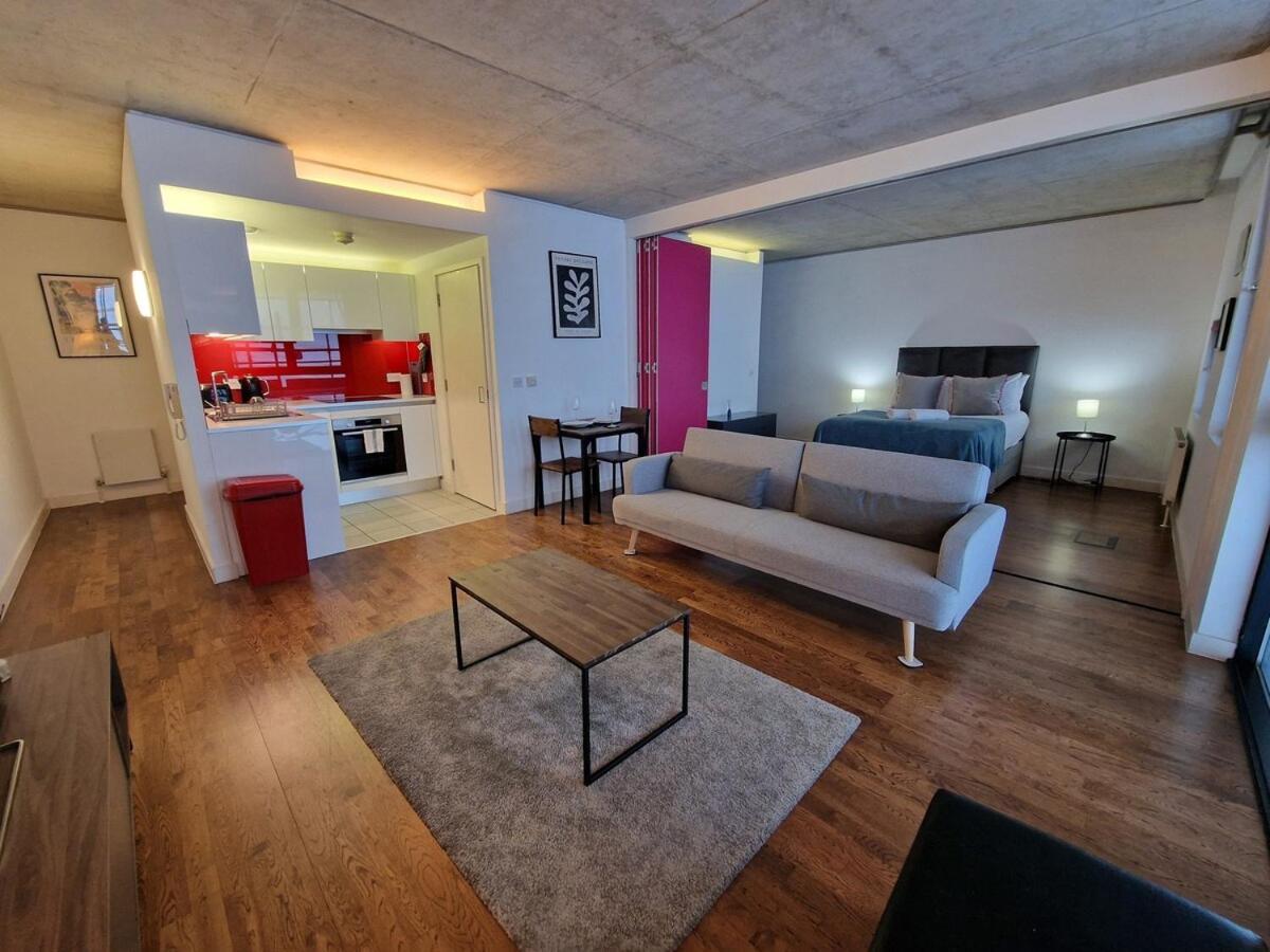 Stunning Canal Side Flat By Superhost Apartment *