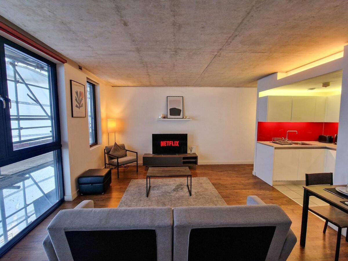 Apartment Stunning Canal Side Flat By Superhost Manchester