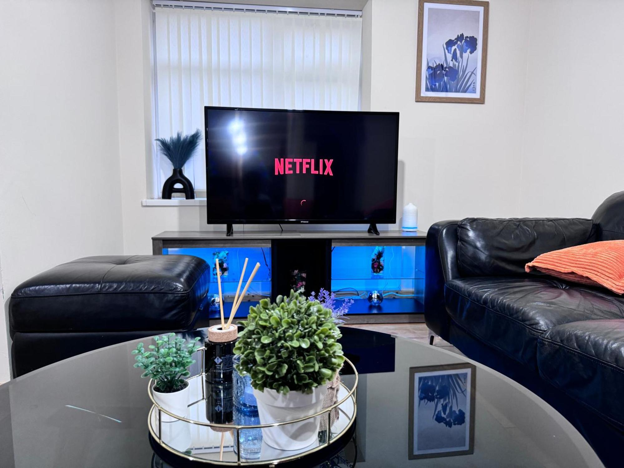 The Rich Living Apartment