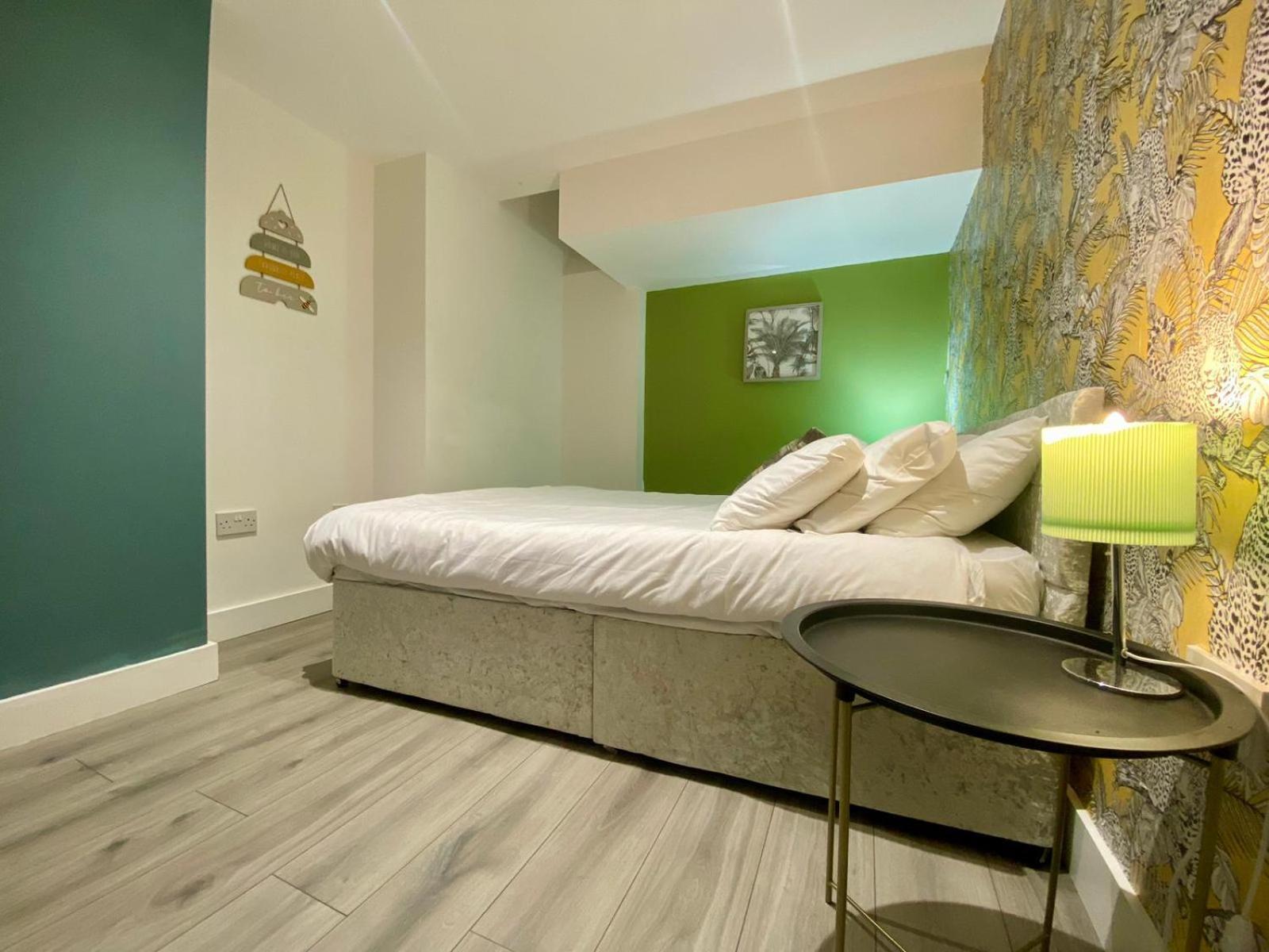 Apartment Uniquejoe