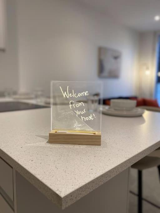 Appartement Modern Trafford 1br Apartment-free Parking-cinema *