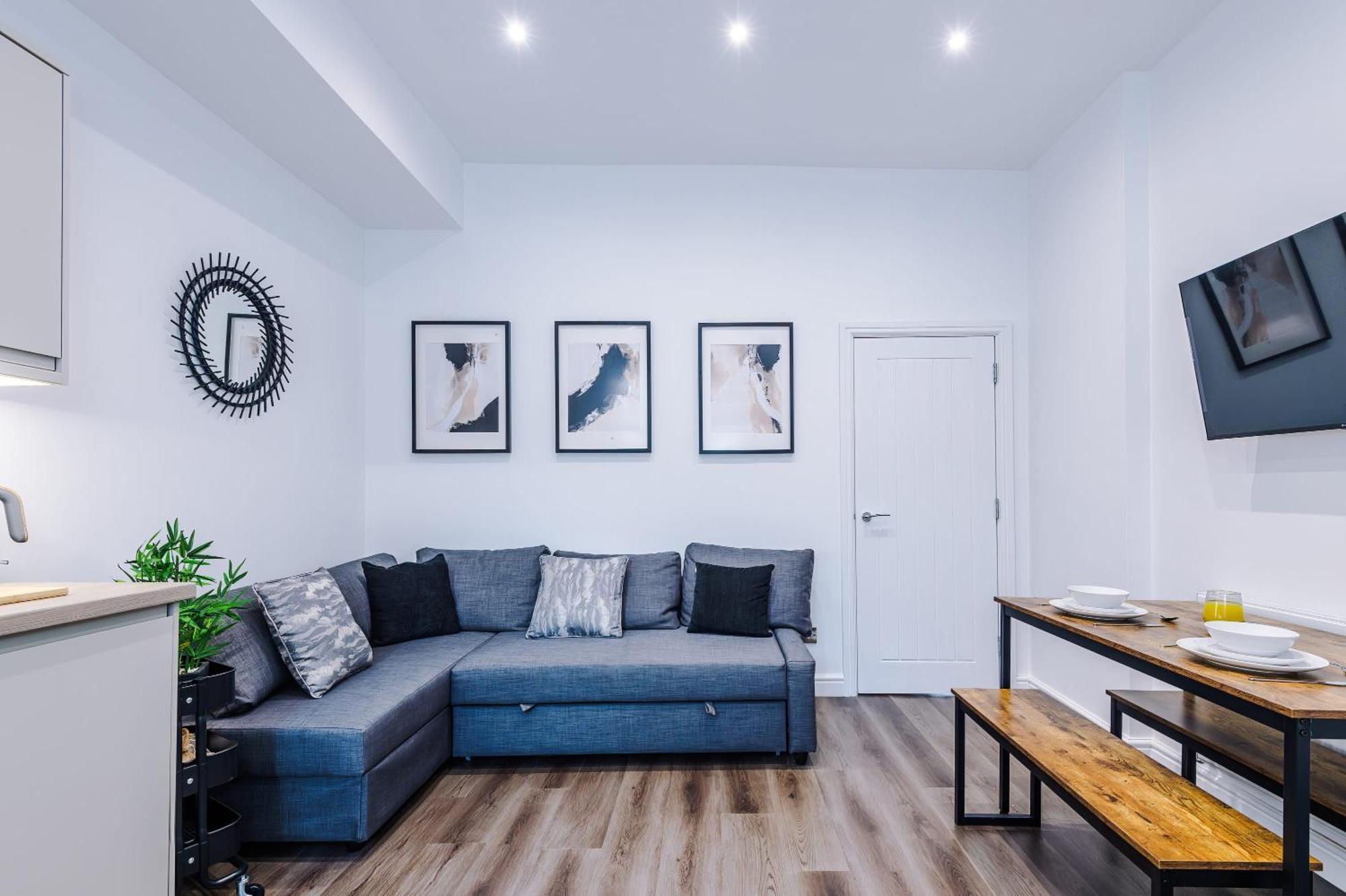 Newly Refurbished 2bedroom By The Coop Arena * Manchester
