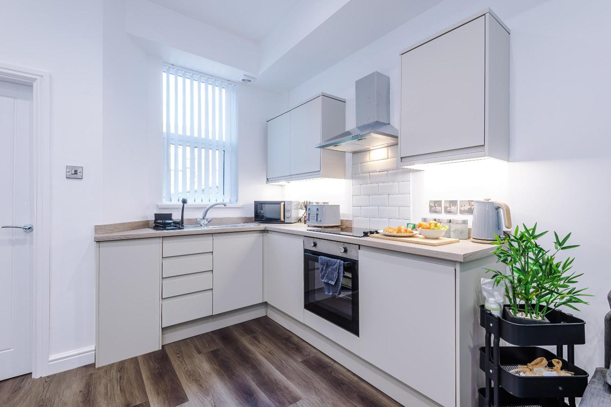 Newly Refurbished 2bedroom By The Coop Arena *