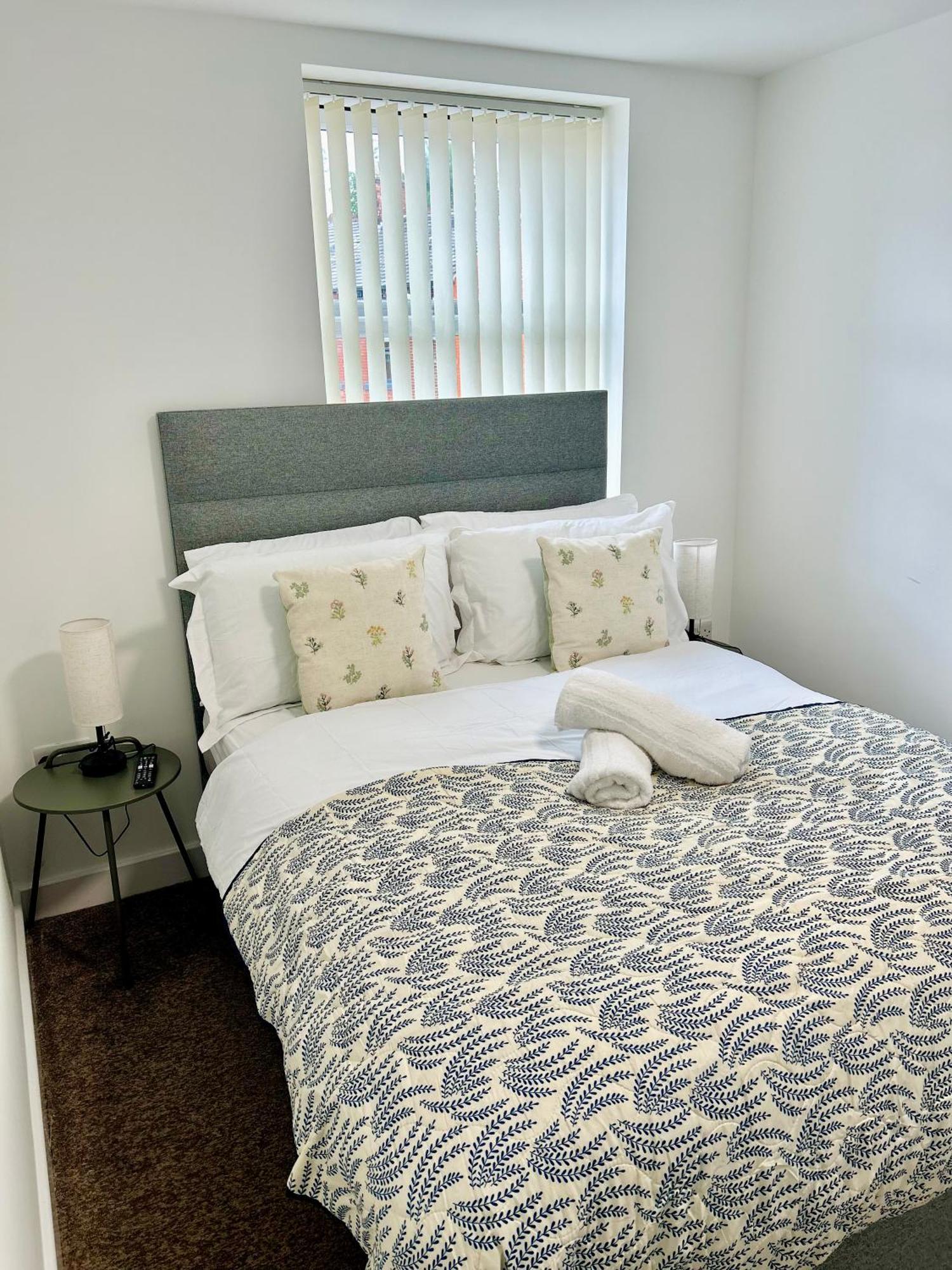 Failsworth Luxury With Free Parking By Daley * Manchester