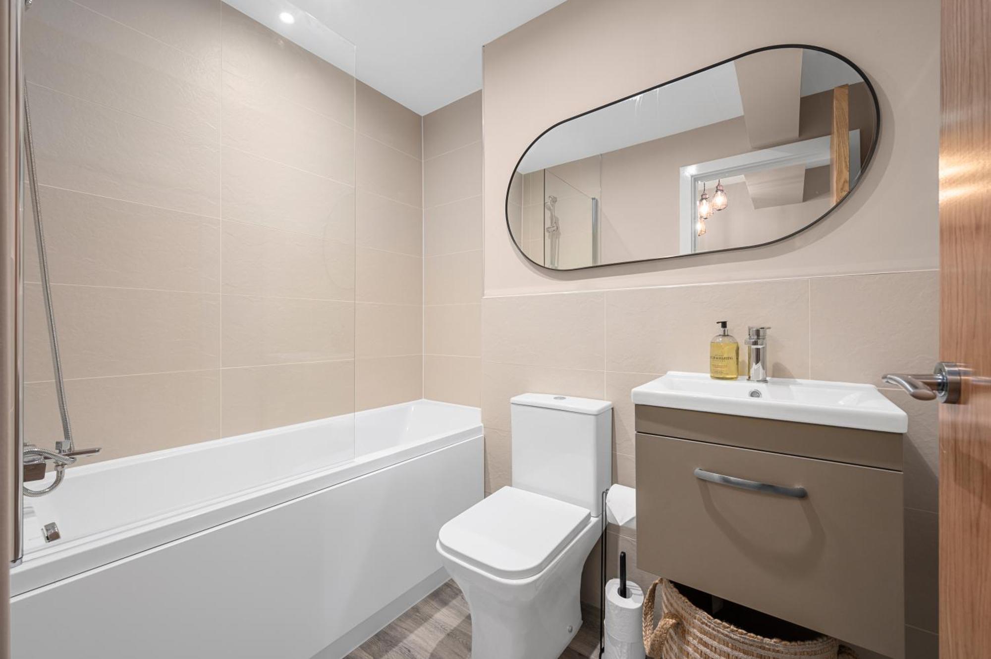 2 Bed Flat Appartement *