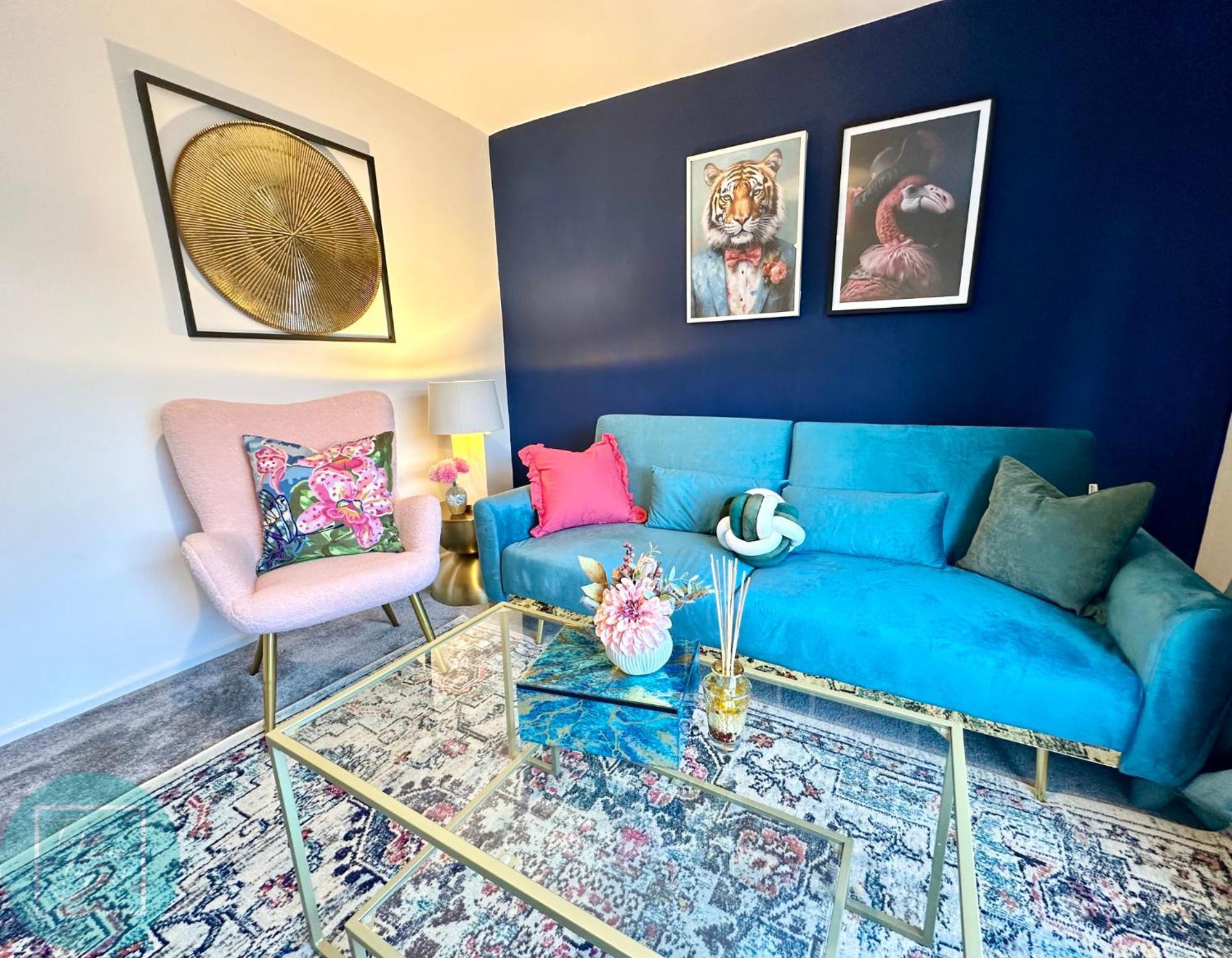 Charming 2br Swinton House -close To Center