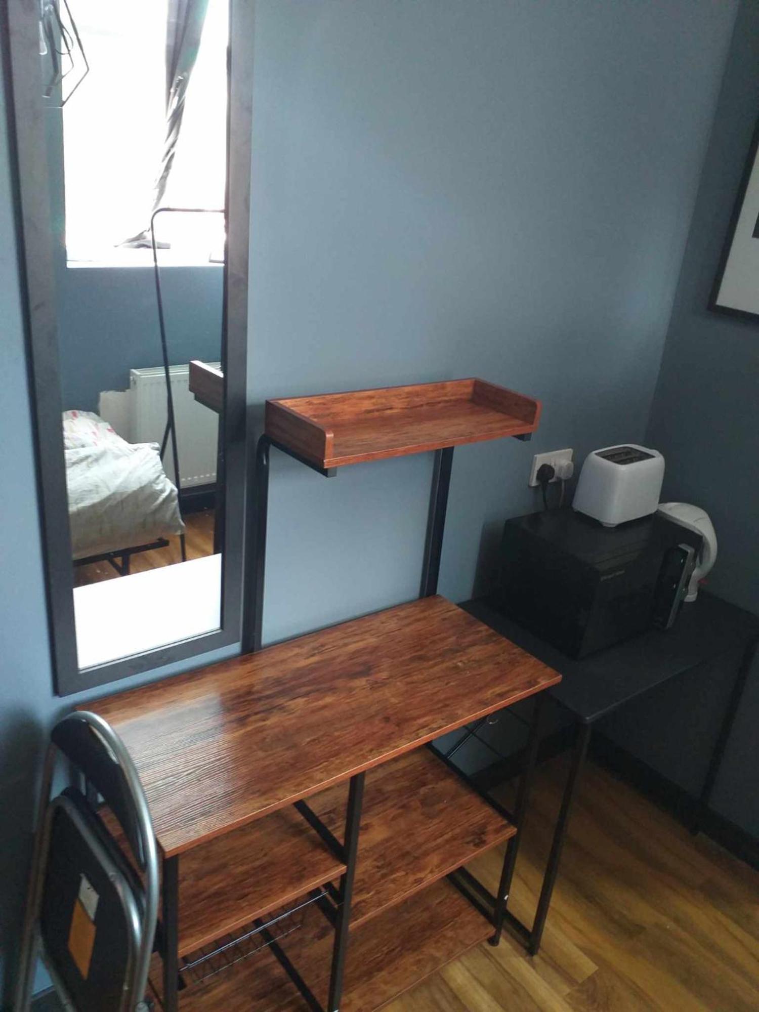 Guest house Single With Private Bathroom