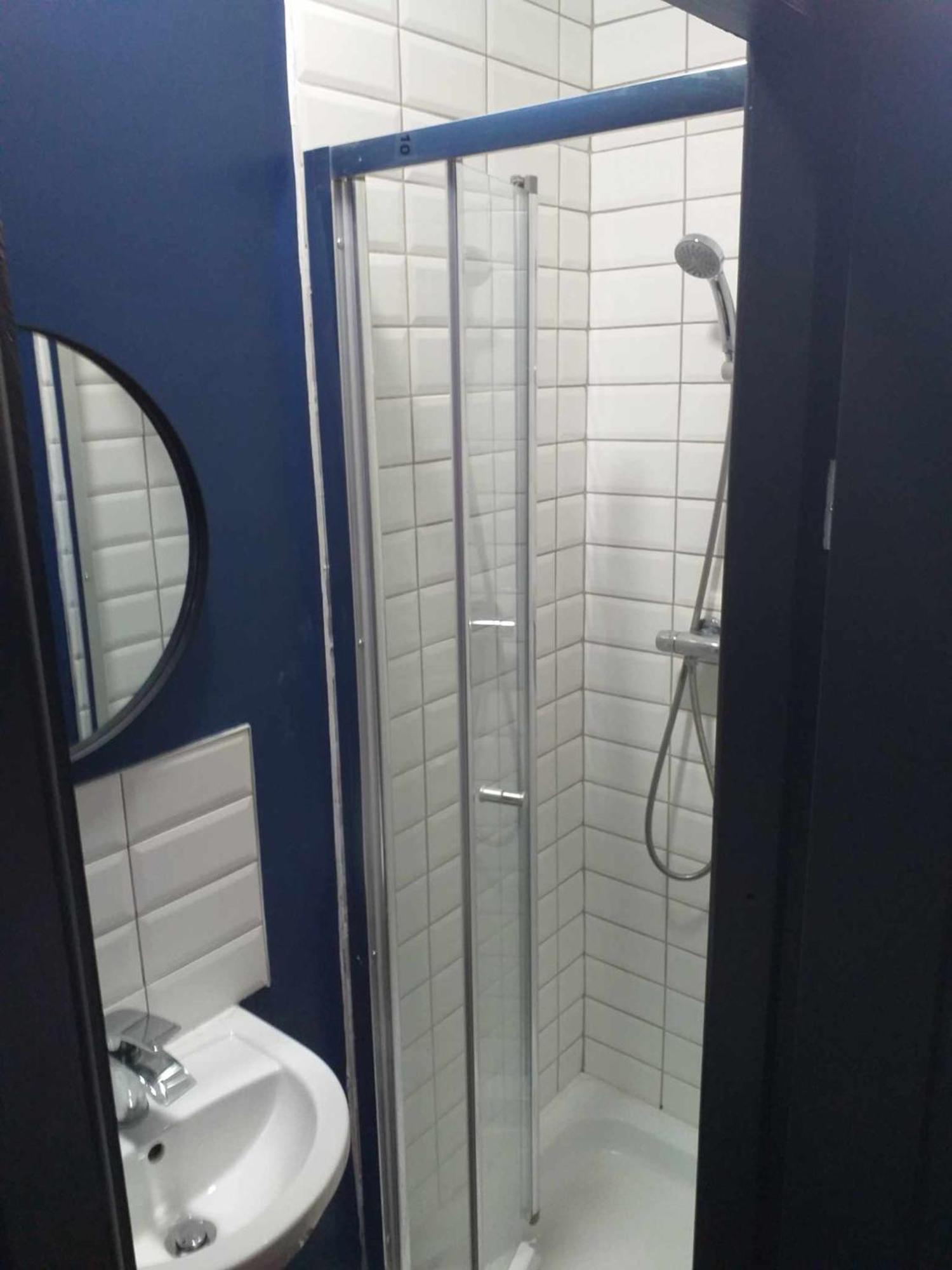 Single With Private Bathroom