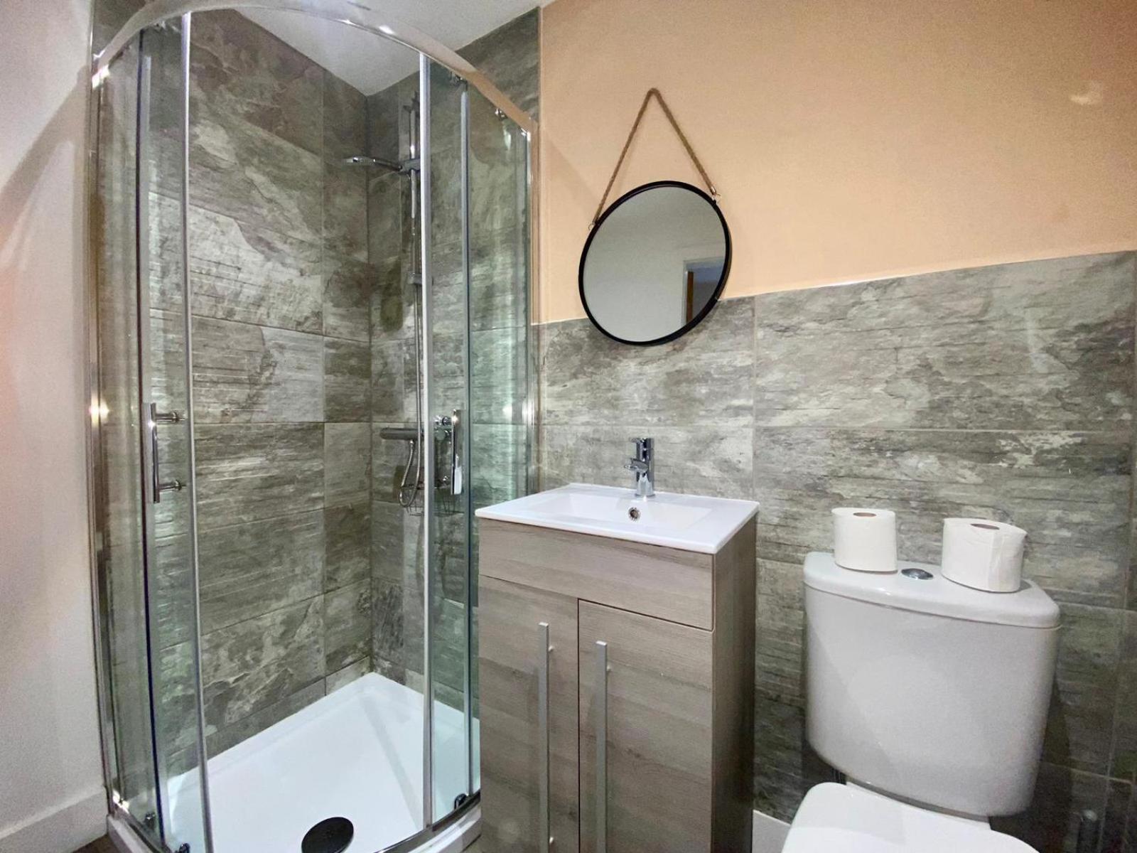 Apartment 1 *