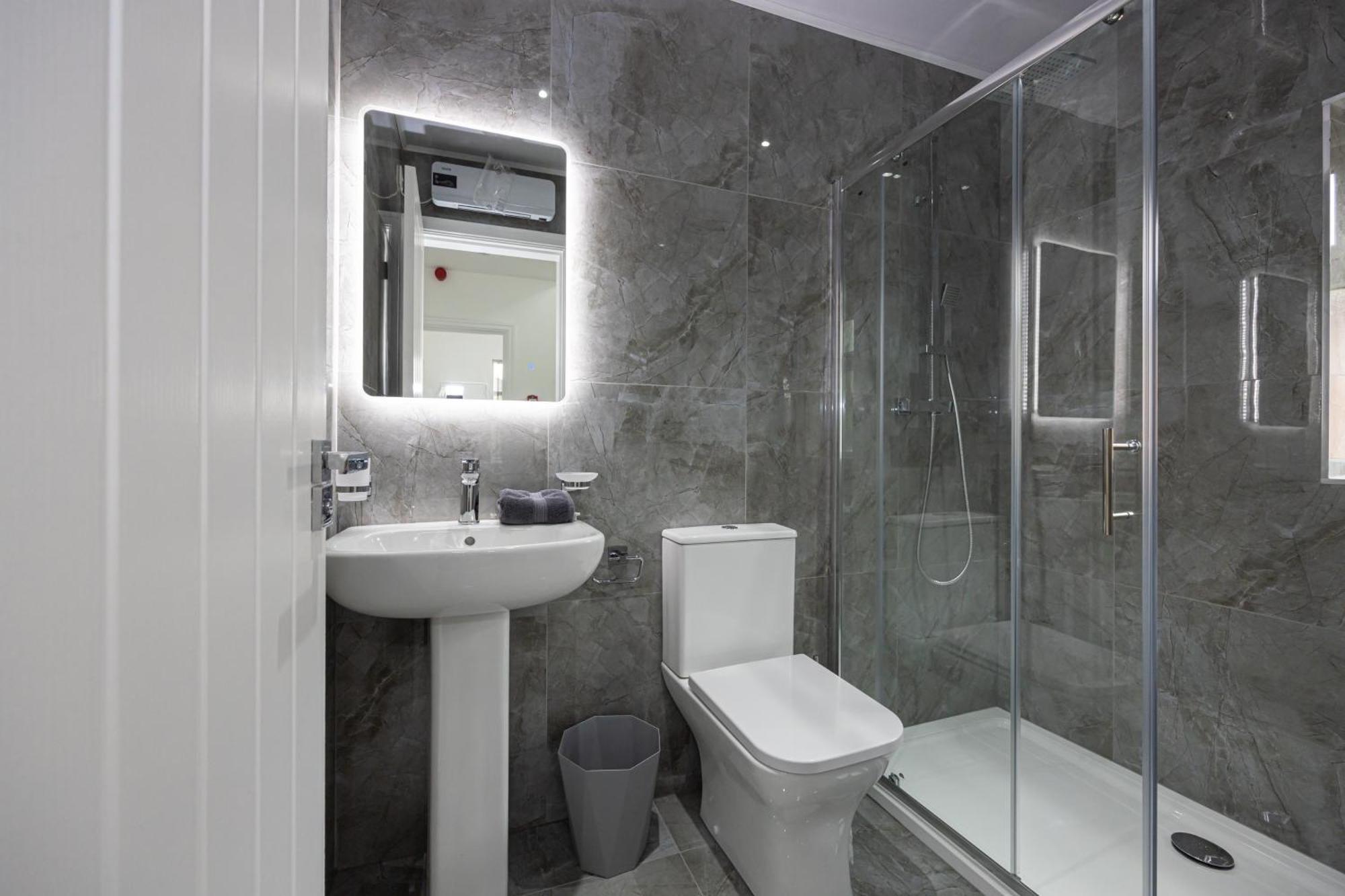 The Kent- Luxury Guest house Manchester