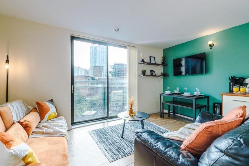 Appartement Modern 2br Near Centre - Free Parking Garage *