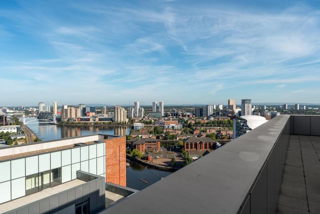 Modern Central Old Trafford Apartment Manchester
