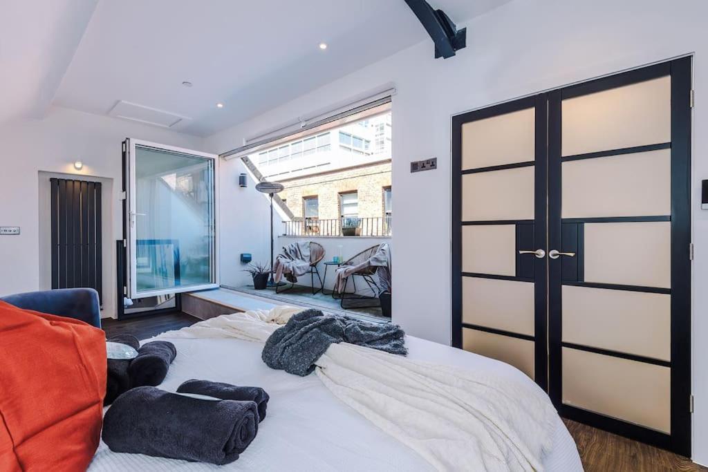 Incredible 3bed Townhouse, Rooftop Patio, Sleeps 6 Appartement Manchester