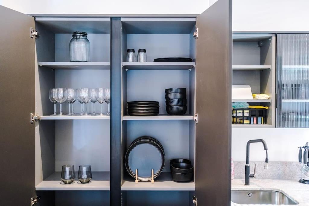 Incredible 3bed Townhouse, Rooftop Patio, Sleeps 6 Appartement