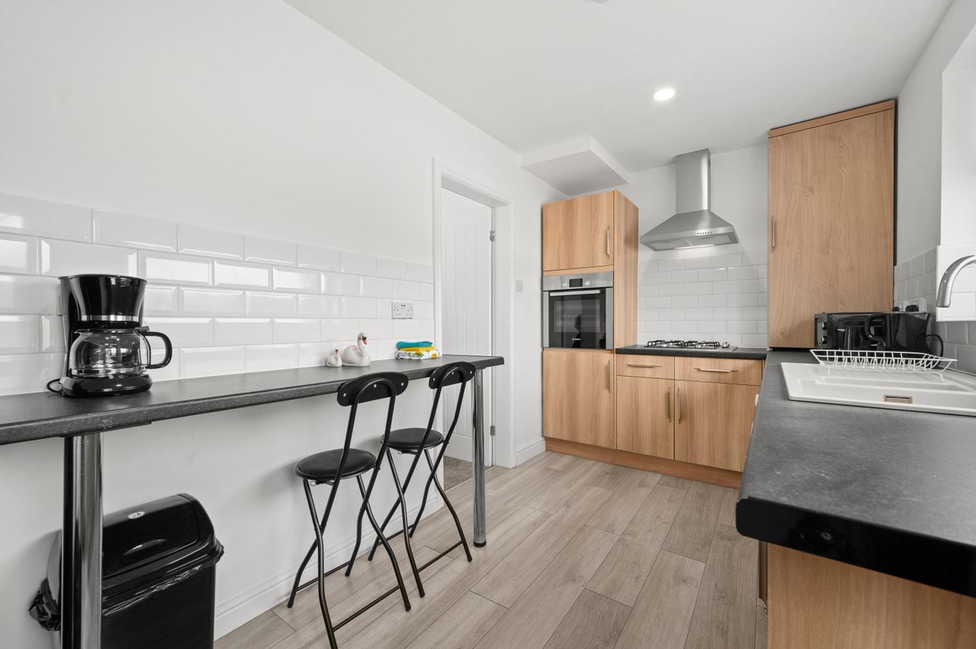 52 Furnival Road, Gasthuis *