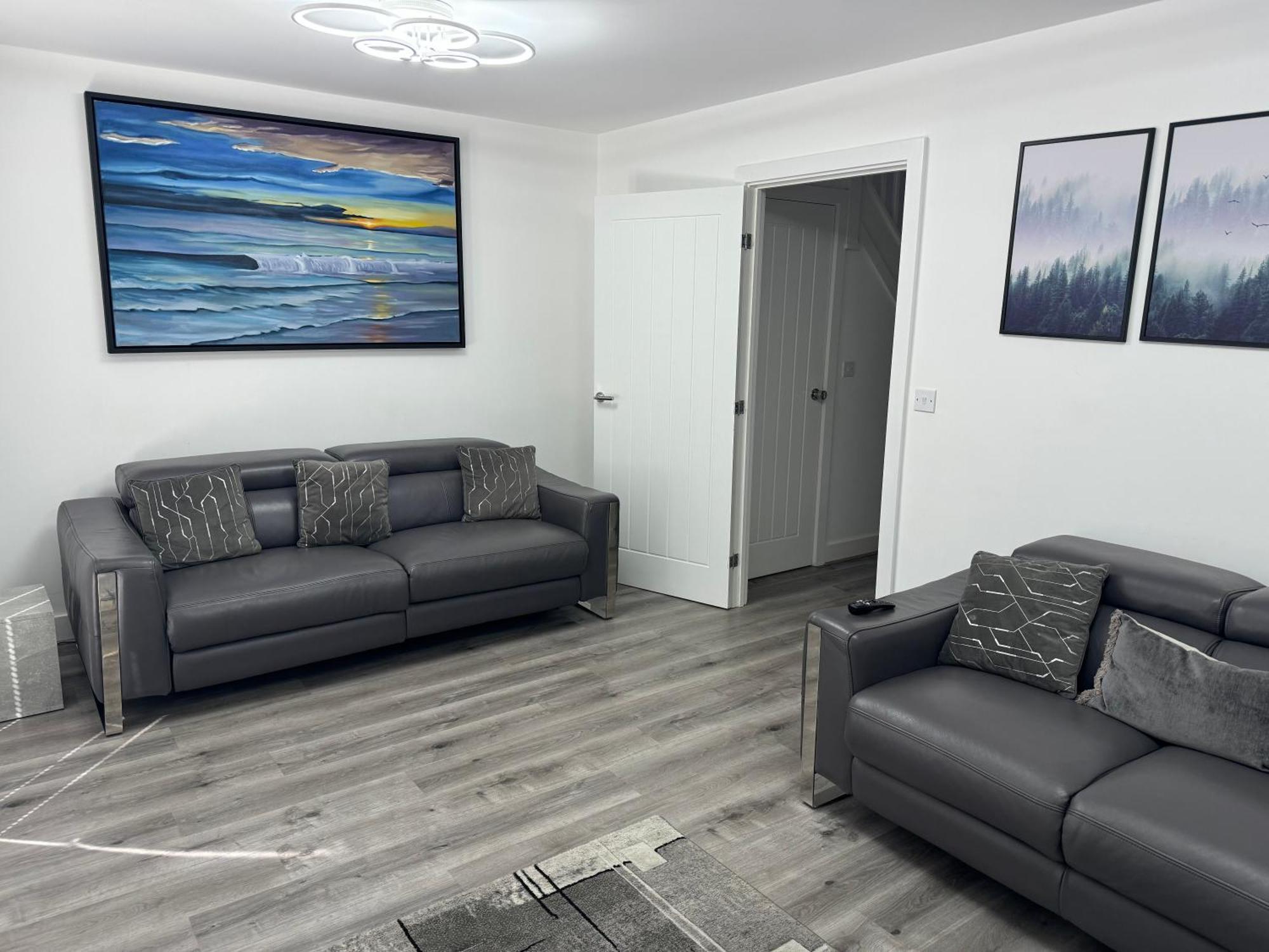 Merit Luxury Homes *