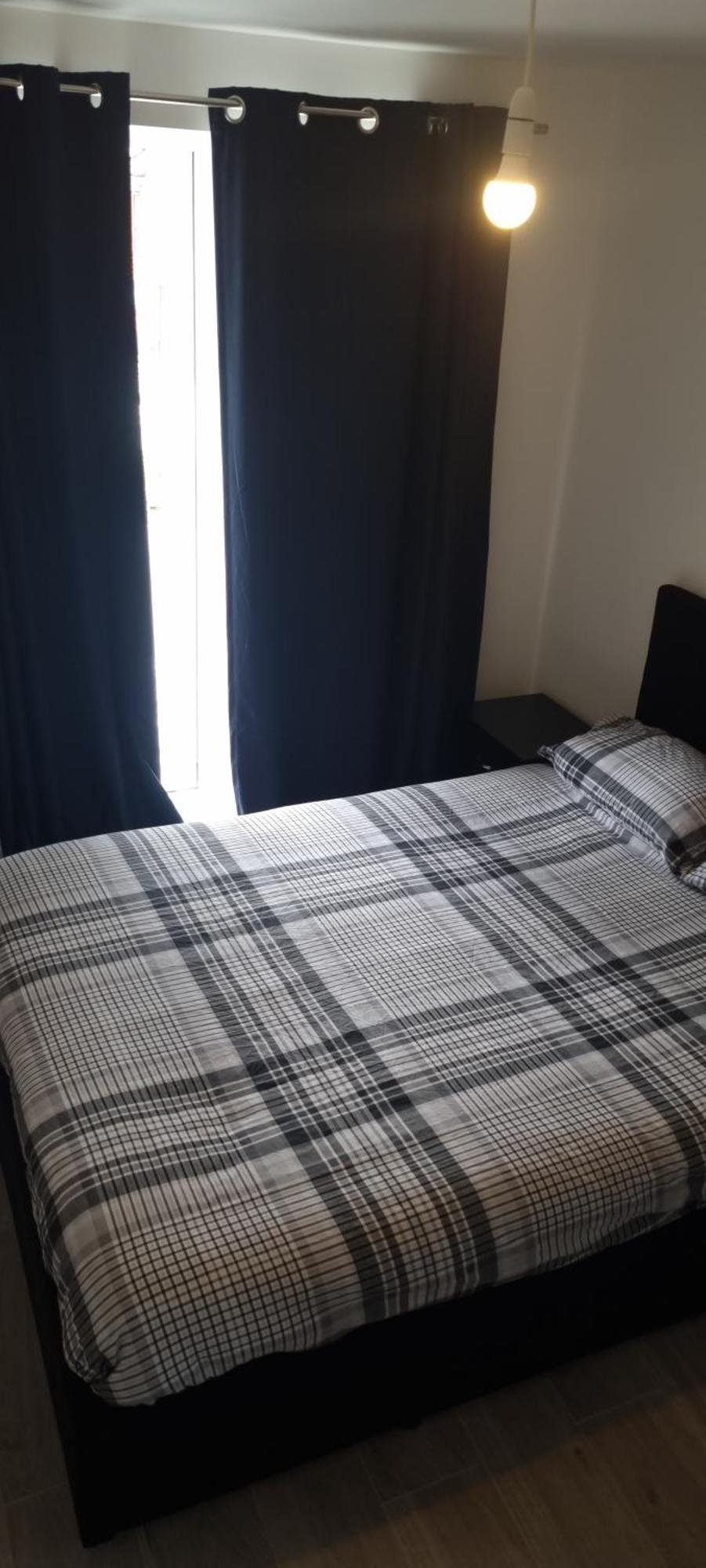 Apartment Lush King Ensuite In A Shared Manchester