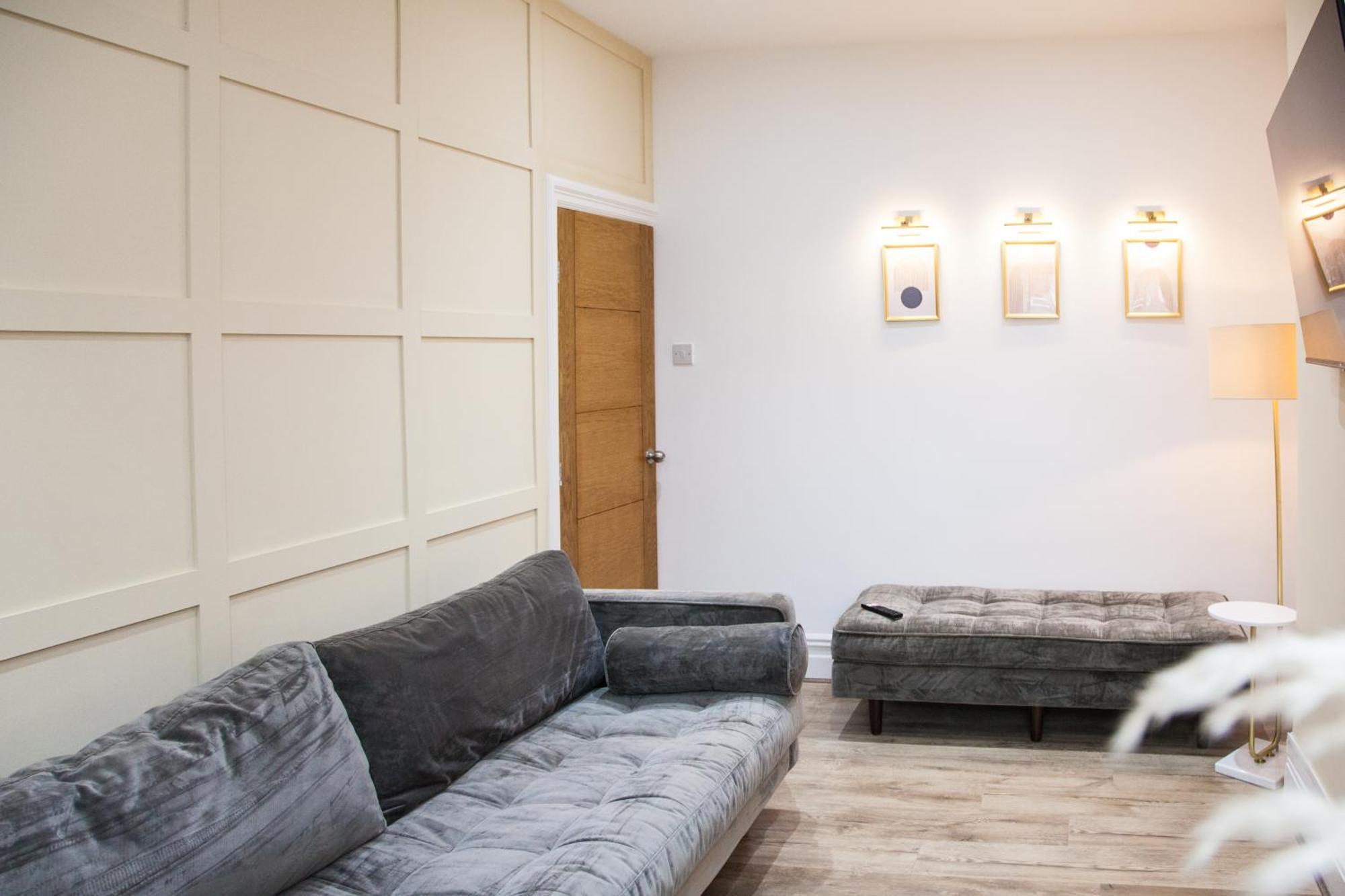 Entire Luxury In Old Trafford, Next To Mufc Vakantiehuis Manchester