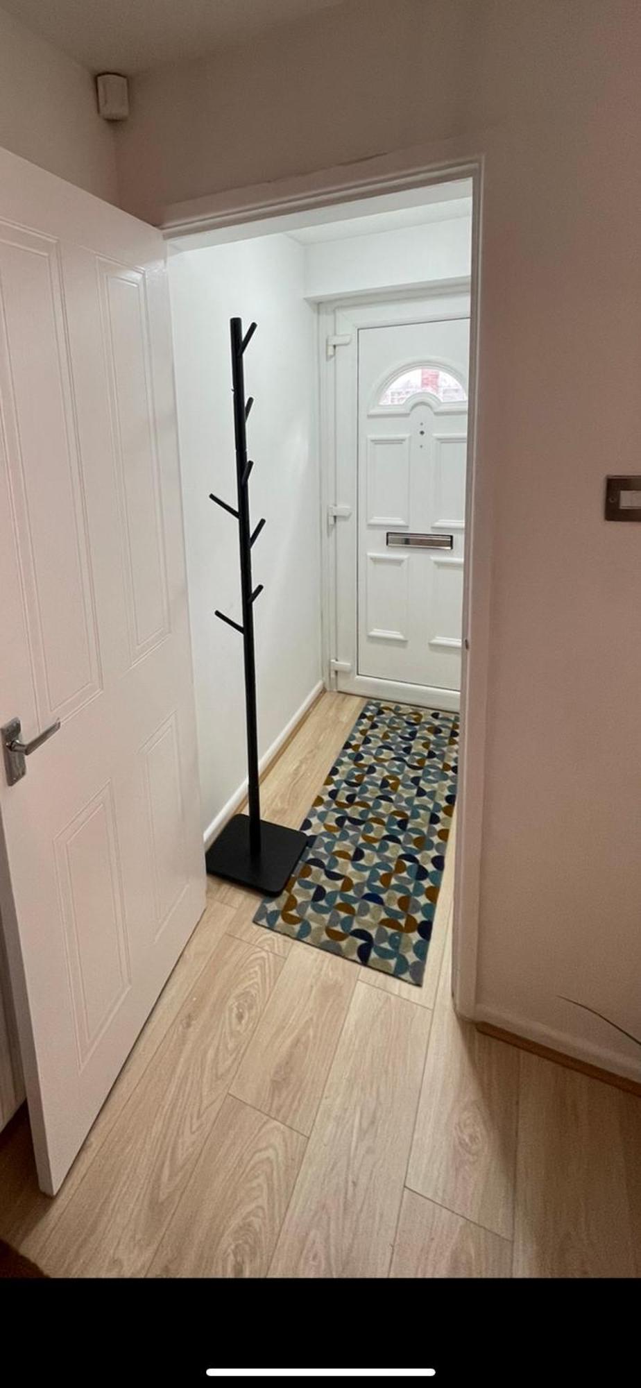 Entire Two Bed House With Gated Off Street Parking Appartement *