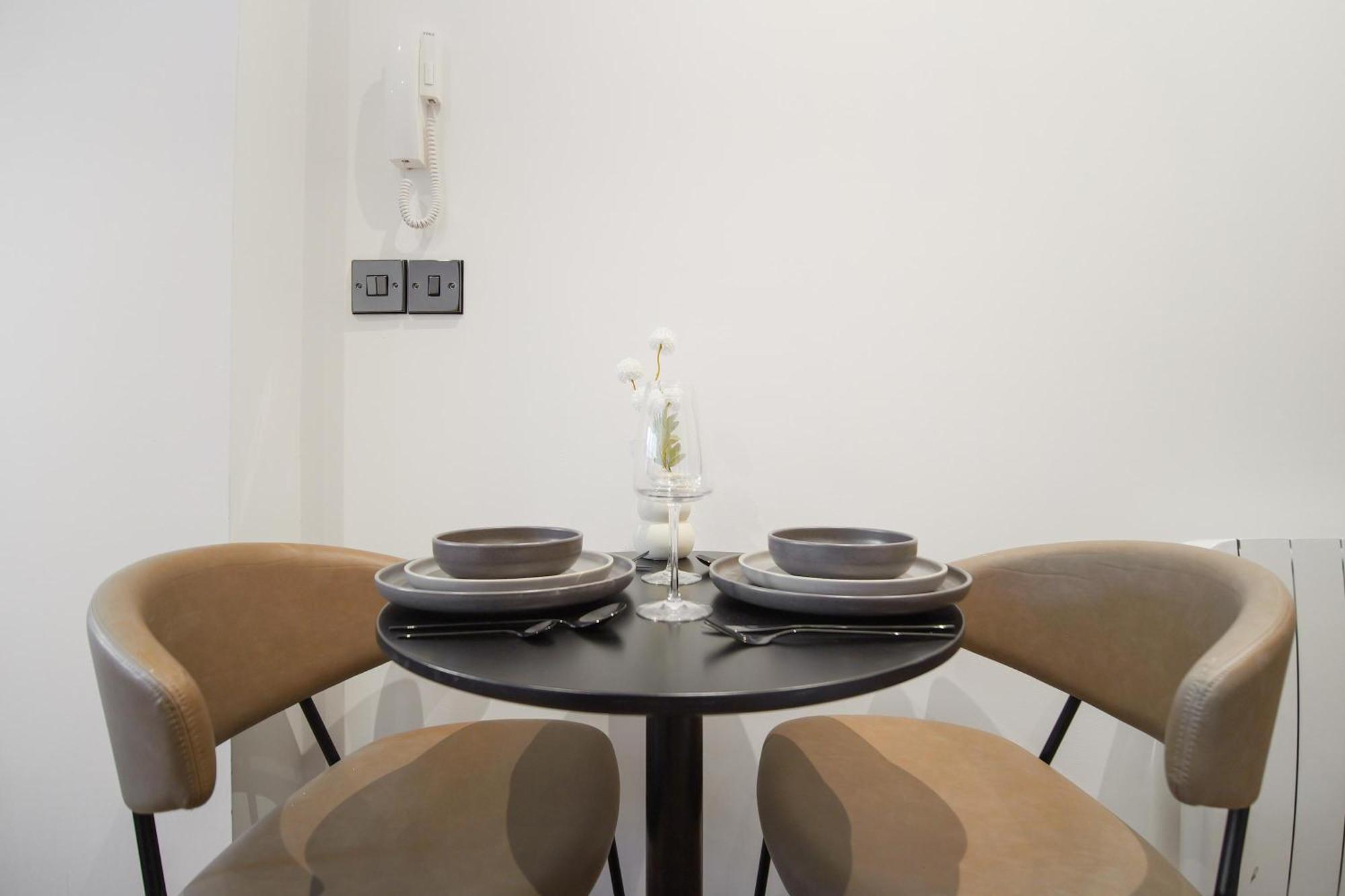 Afflecks By The Heim Residences Apartment *
