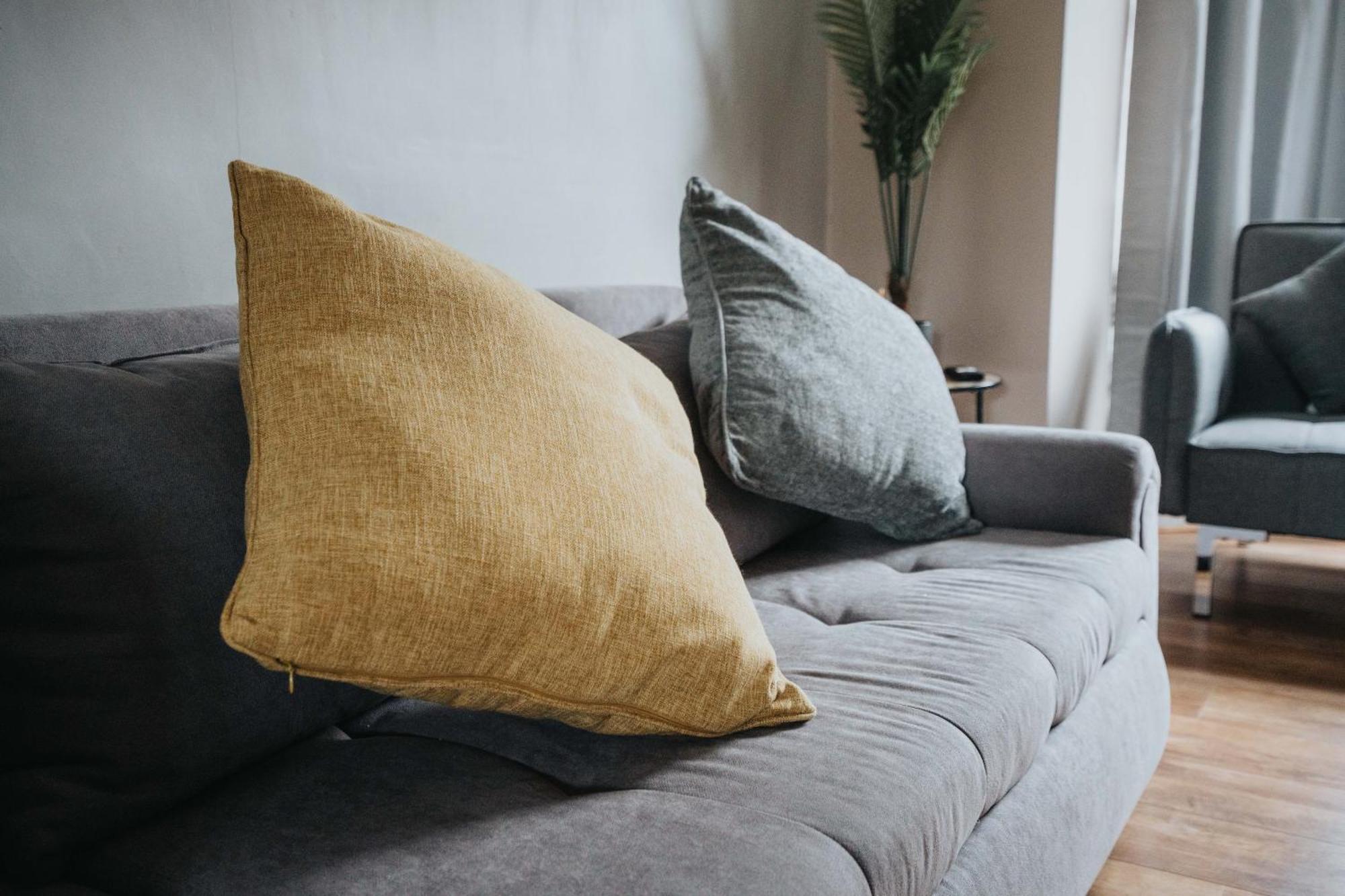Appartement Modern & Spacious - Pool Table - Free Parking - Sleeps 10