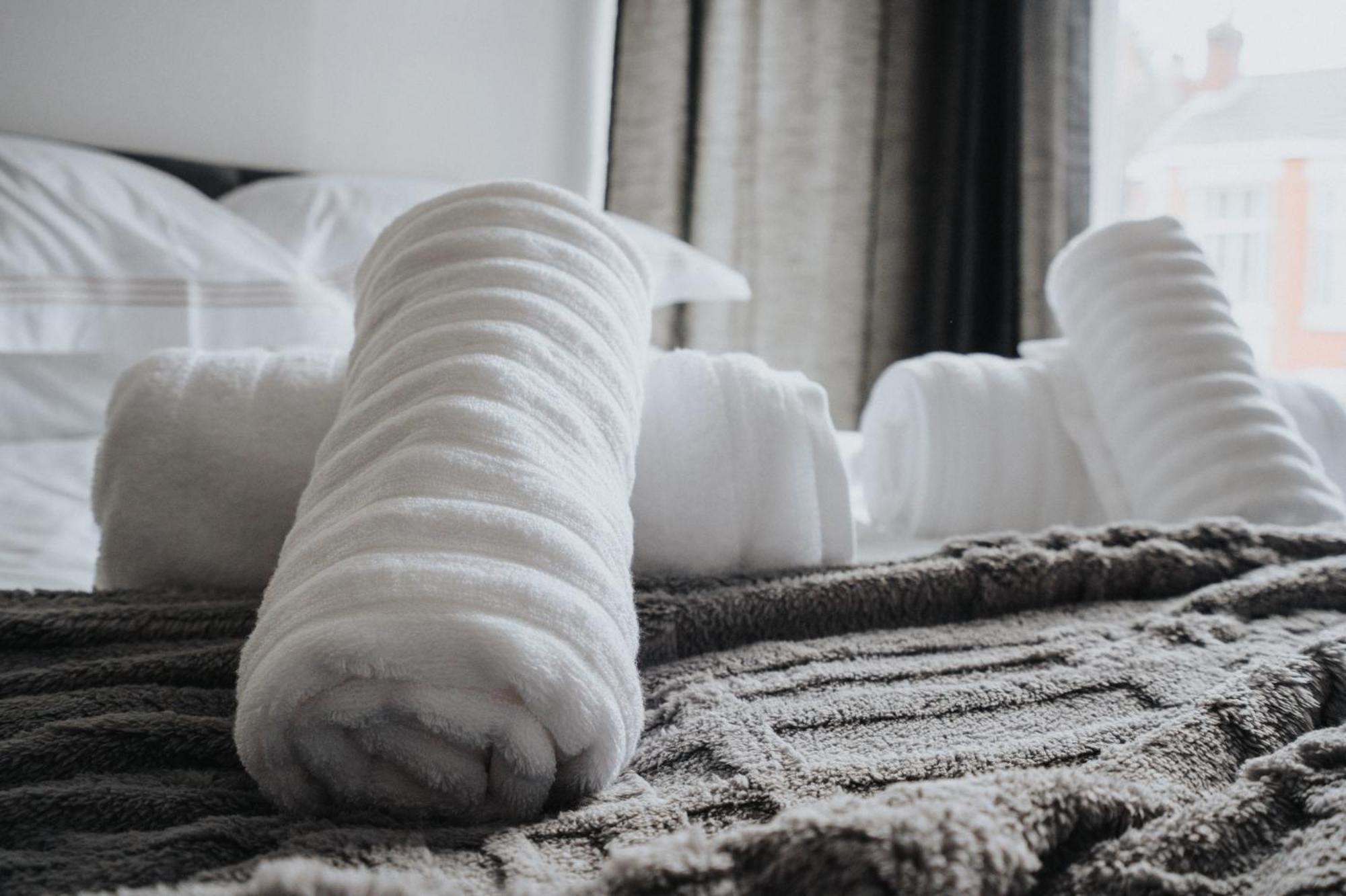 Appartement Modern & Spacious - Pool Table - Free Parking - Sleeps 10 Manchester