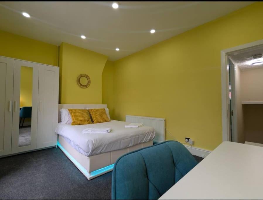 Beautiful 2 Bed 1 Bath Vakantiehuis Manchester