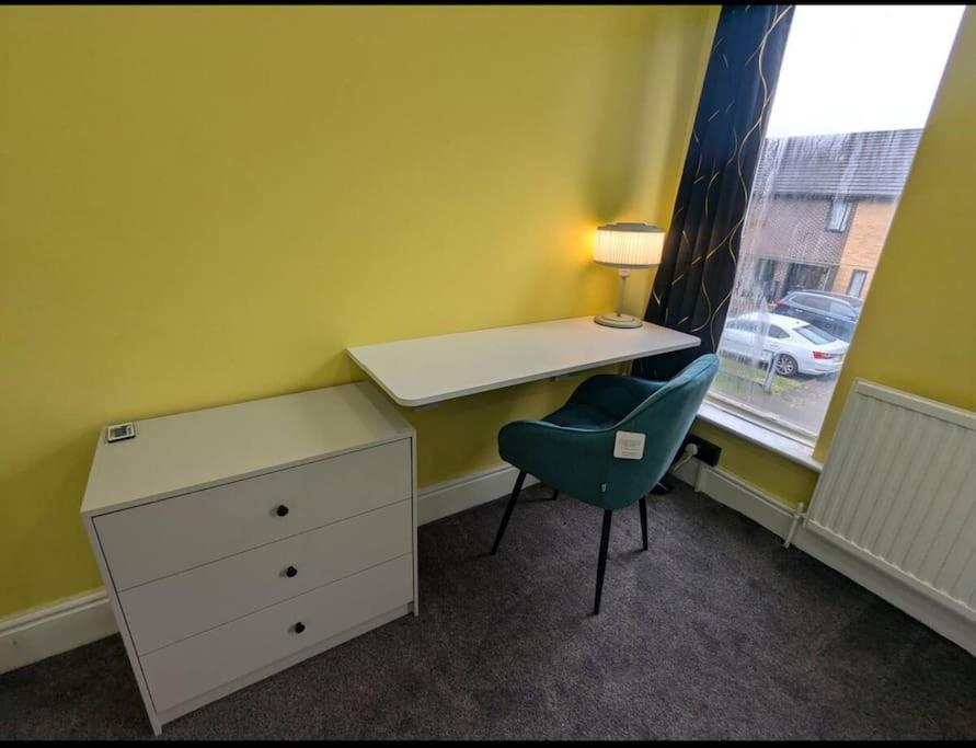 Vakantiehuis Beautiful 2 Bed 1 Bath