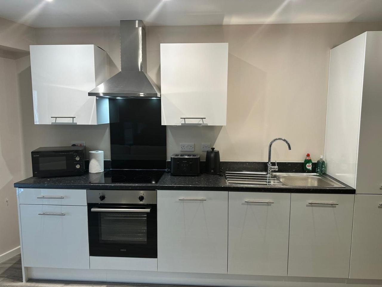 Deluxe 2 Bed Flat Apartment