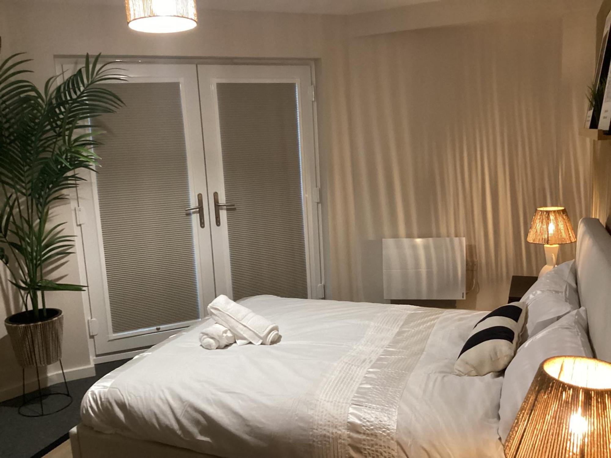 Apartment Deluxe 2 Bed Flat *
