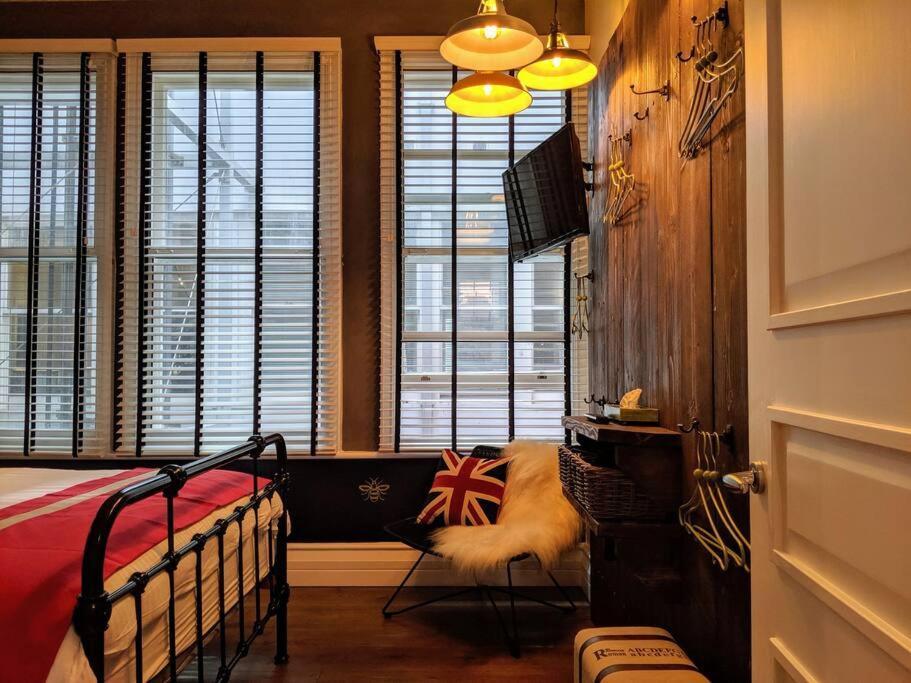Boutique Centre Flat By Superhost *