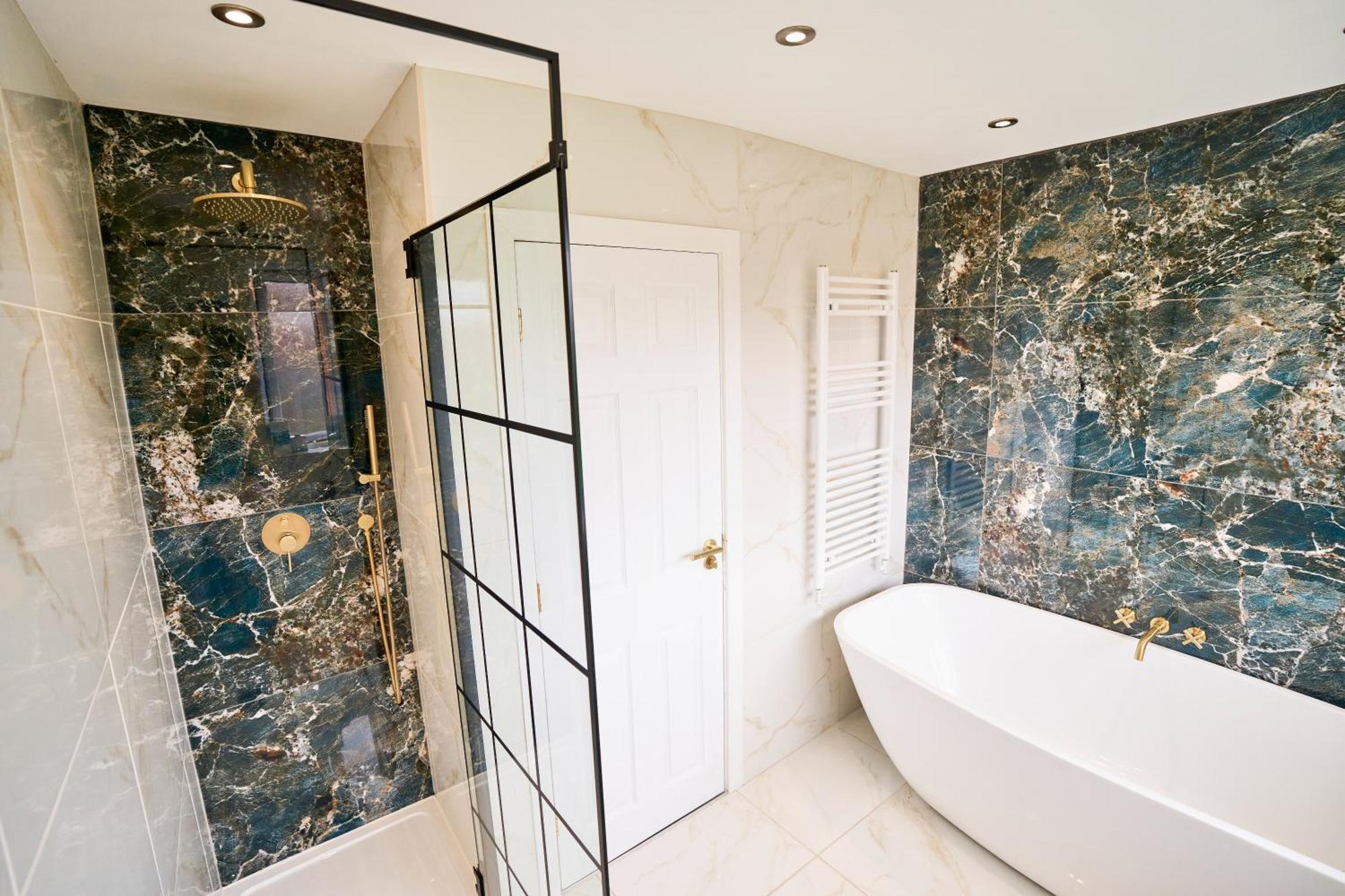 Holiday home Stylish Event & Family For 12 In With Hot Tub *