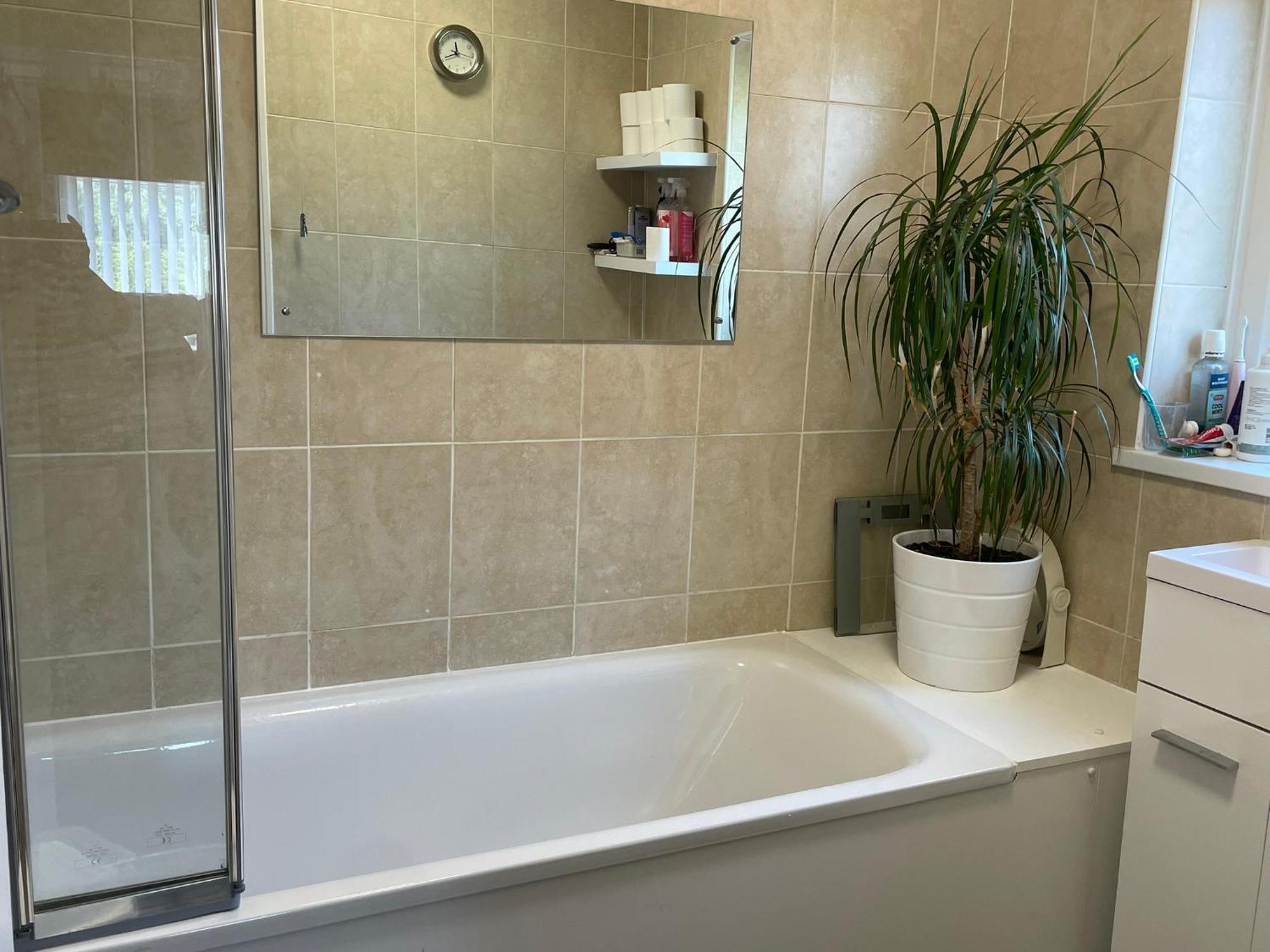 Oasis Heaton Park Homestay *