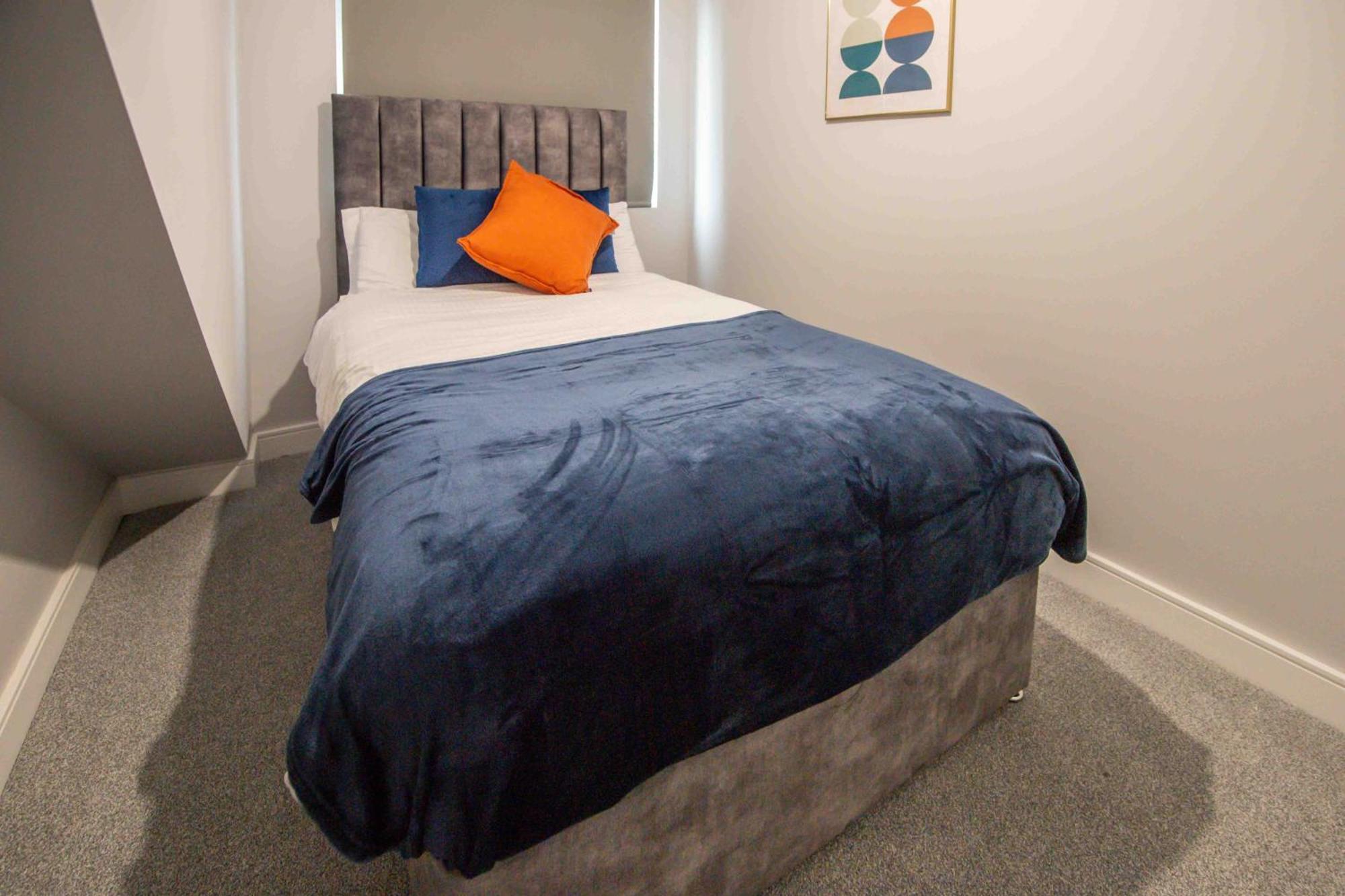 Beautiful, Peaceful, 5 Bedroom With Hot Tub! * Manchester