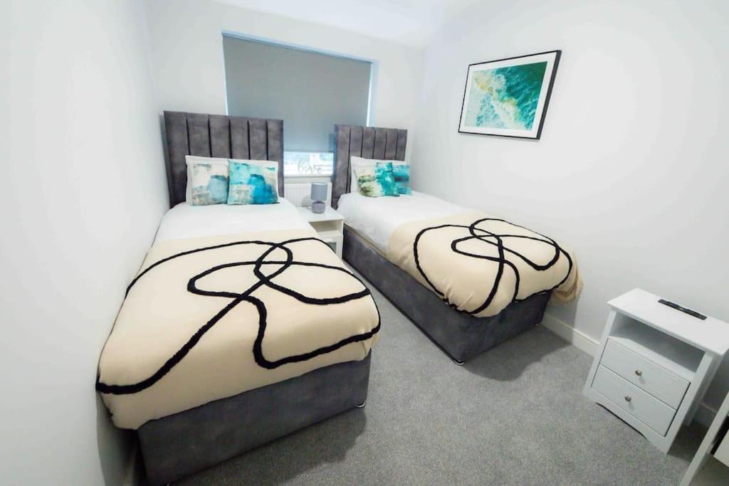 Beautiful, Peaceful, 5 Bedroom With Hot Tub! Manchester