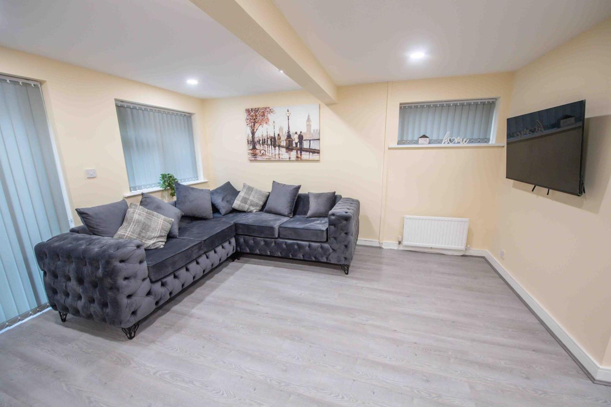 Beautiful, Peaceful, 5 Bedroom With Hot Tub! Vakantiehuis Manchester