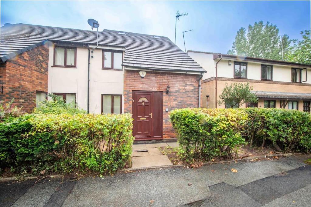 Vakantiehuis Beautiful, Peaceful, 5 Bedroom With Hot Tub! Manchester