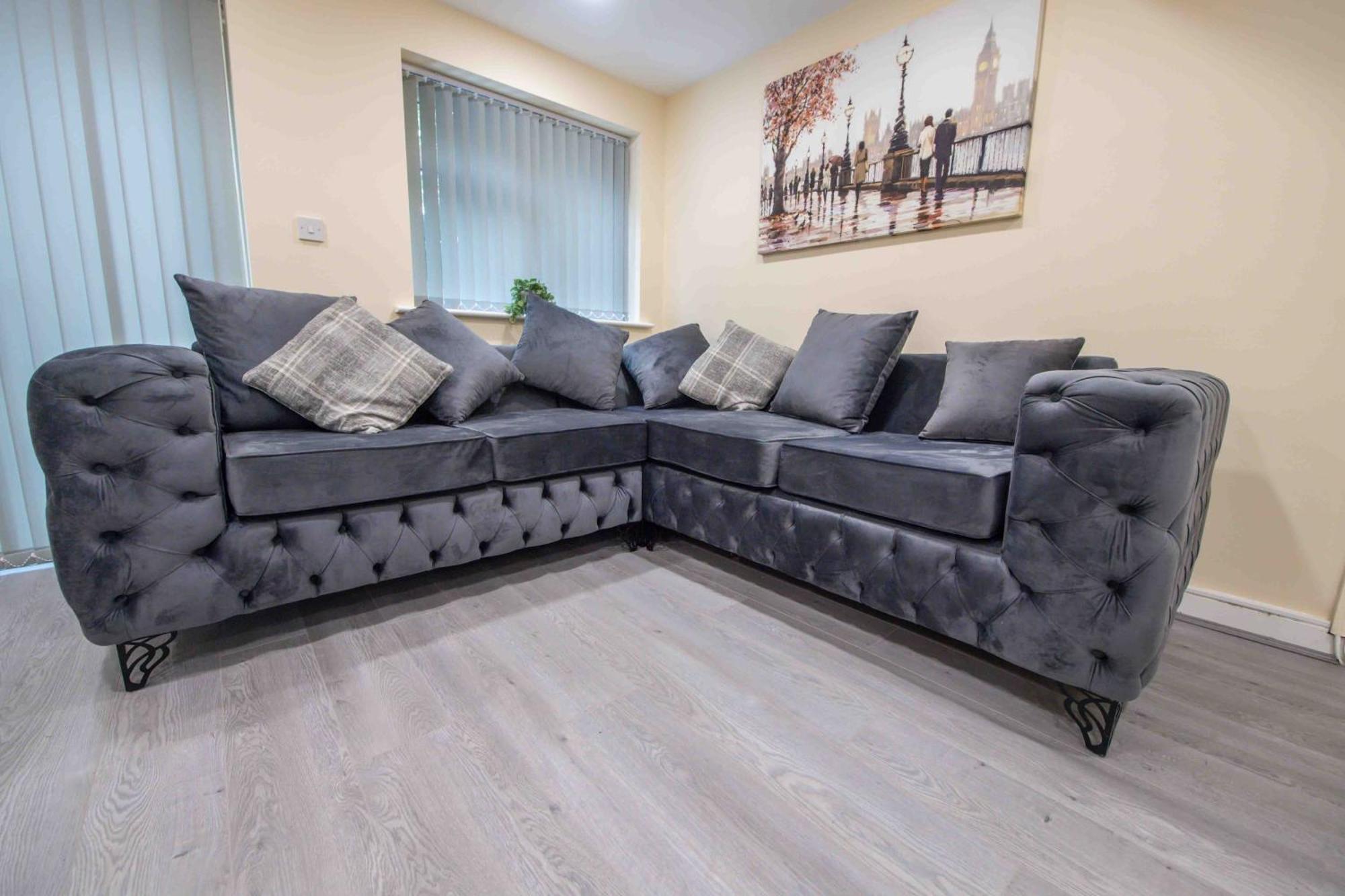 Beautiful, Peaceful, 5 Bedroom With Hot Tub! * Manchester