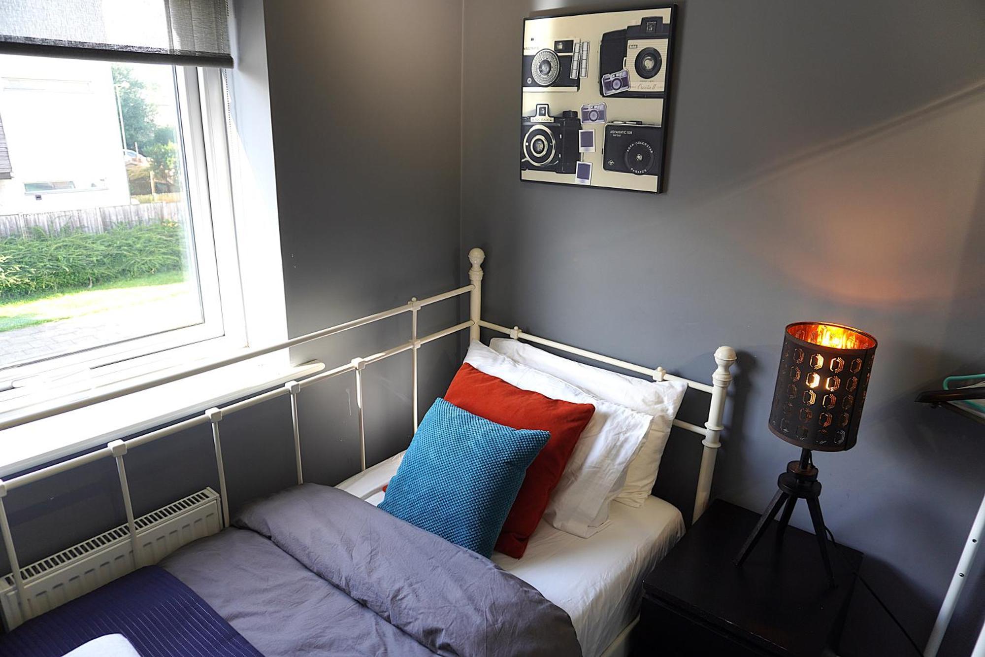 Homestay Luxury - Pick A - Free Parking & Kitchen Access, Near Etihad Stadium, The Coop Live & Piccadilly Station, Manchester