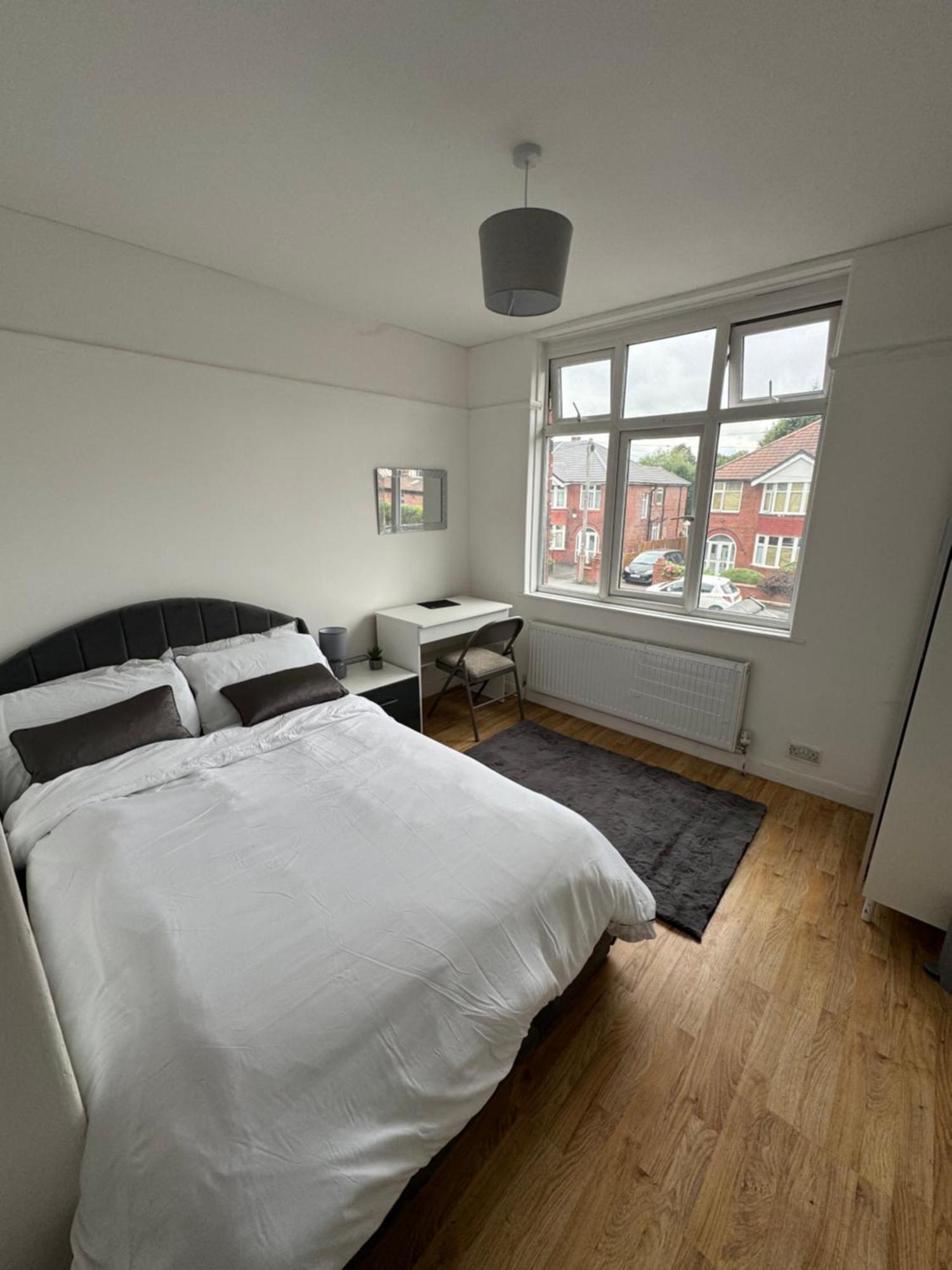 Elegant Estates Humble Abode 5 *