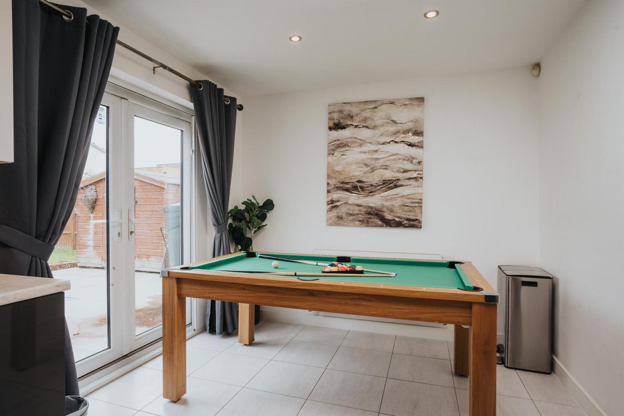 Pool Table - Coop Live Arena, Etihad & Vakantiehuis *