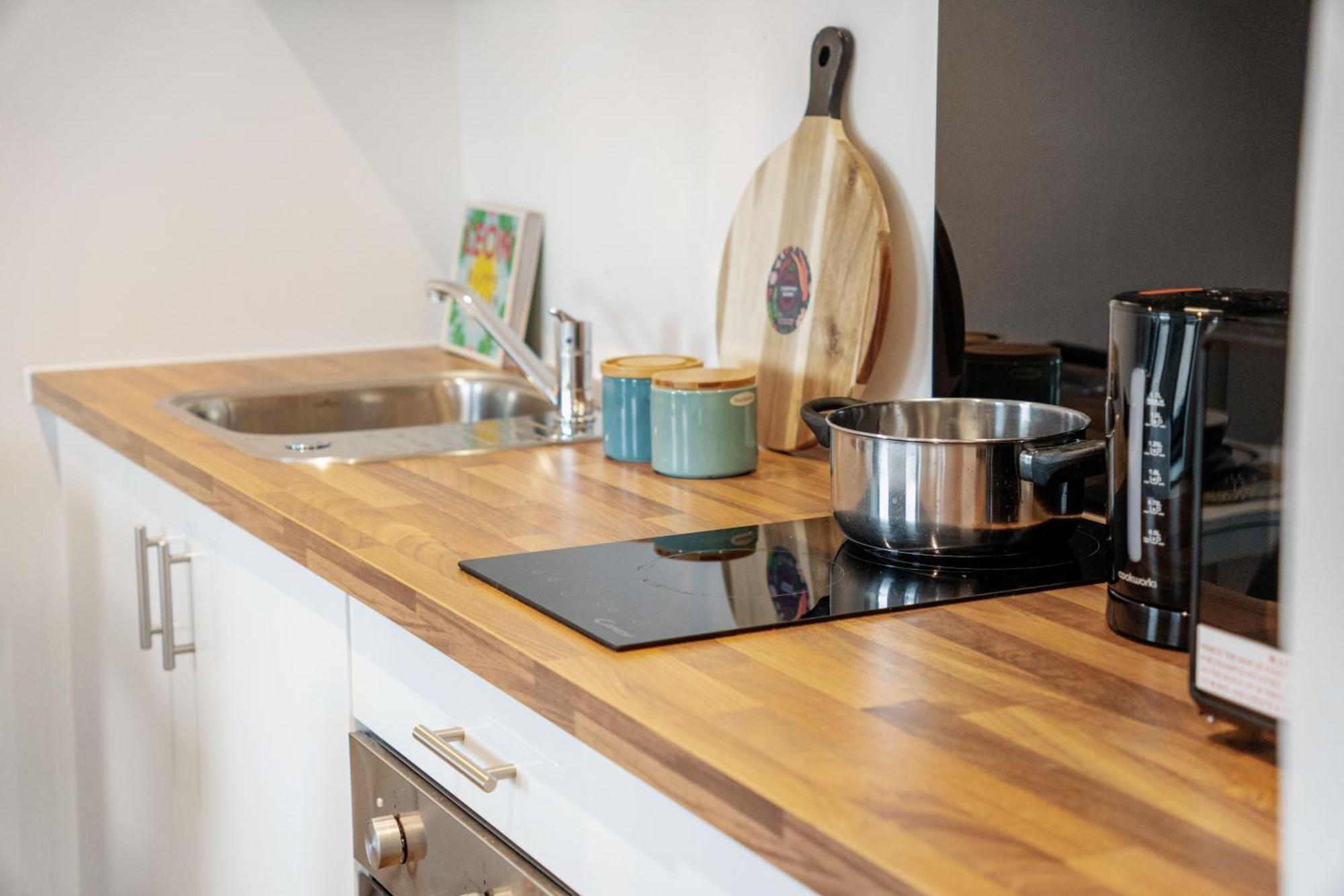 New! Media 1br Free Wifi Manchester