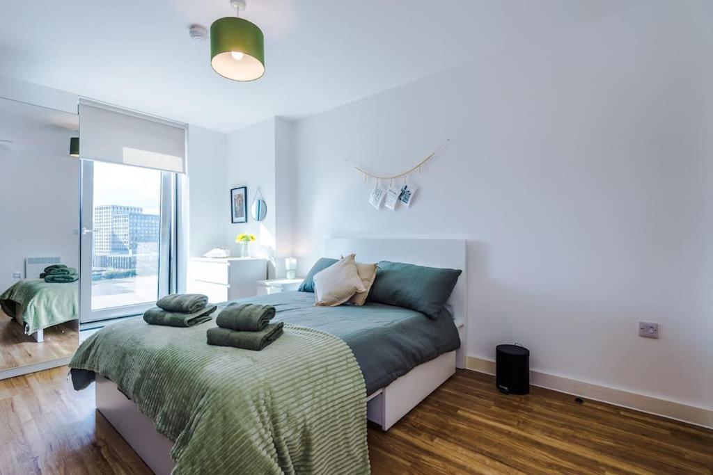 Apartment Media 2bed Apartment, Amazing Views, Smart Tv, Perfect For Contractors, Professionals, Families And Leisure