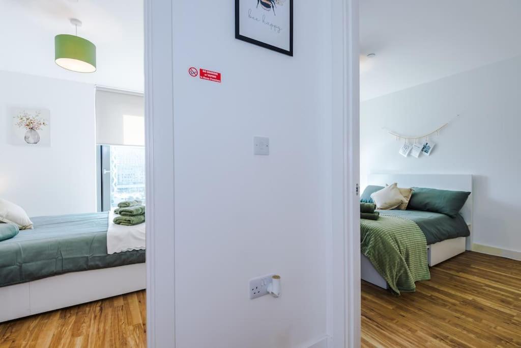 Media 2bed Apartment, Amazing Views, Smart Tv, Perfect For Contractors, Professionals, Families And Leisure Apartment Manchester