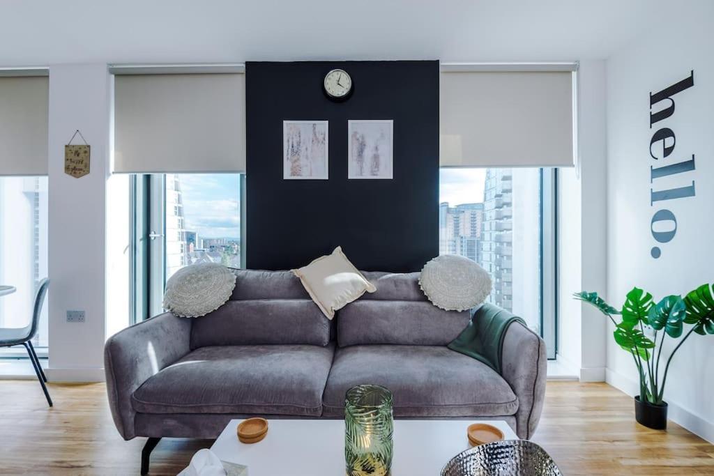Media 2bed Apartment, Amazing Views, Smart Tv, Perfect For Contractors, Professionals, Families And Leisure Apartment