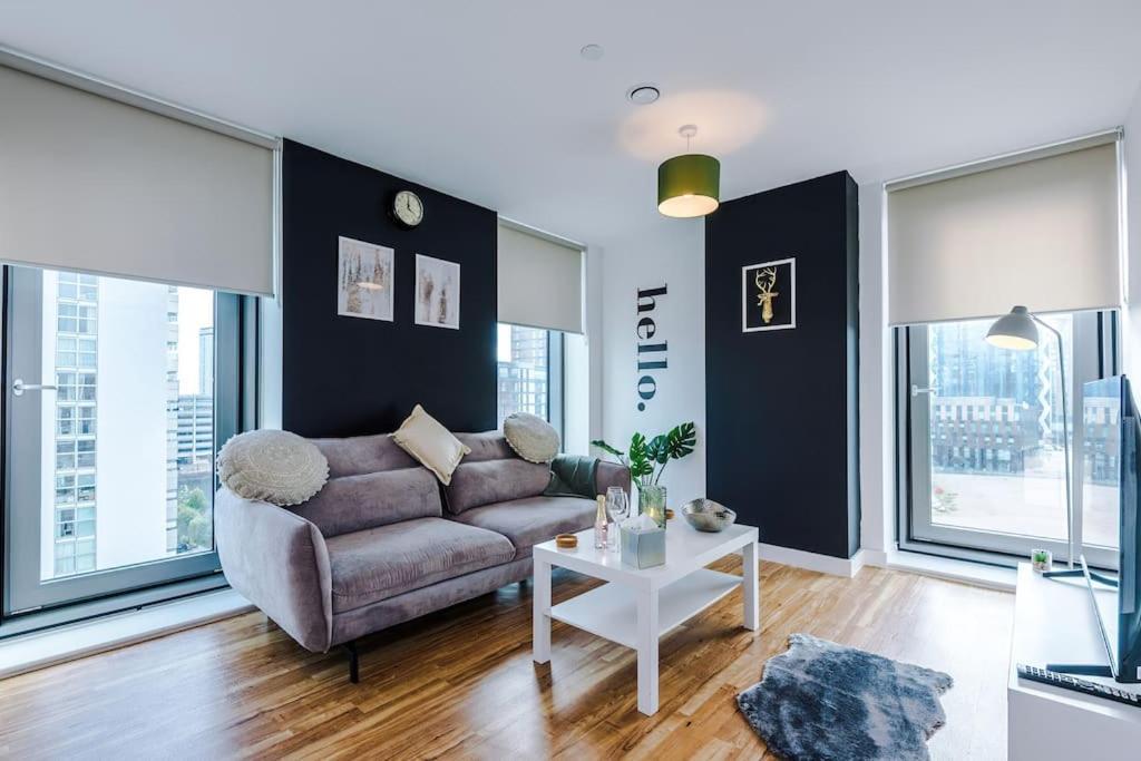 Media 2bed Apartment, Amazing Views, Smart Tv, Perfect For Contractors, Professionals, Families And Leisure Apartment