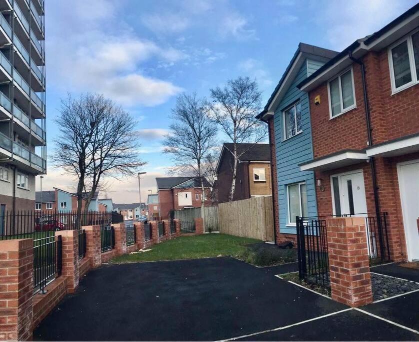 Holiday home Cosy Modern 3-bed Near Etihad, Coop Arena - Ao Arena And Center *