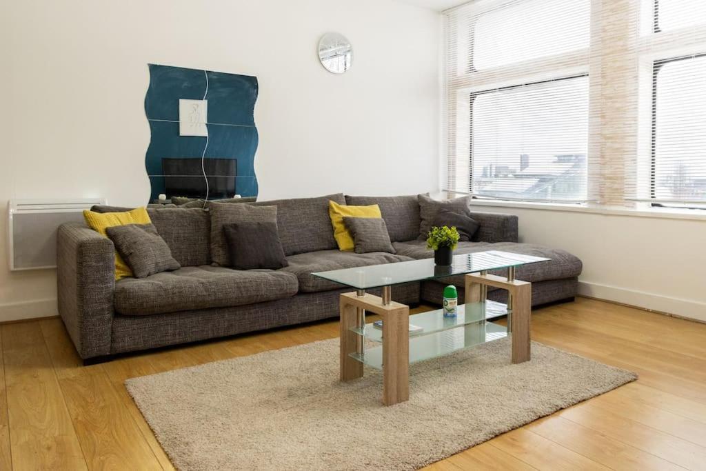 Luxury 2br - View Escape * Manchester